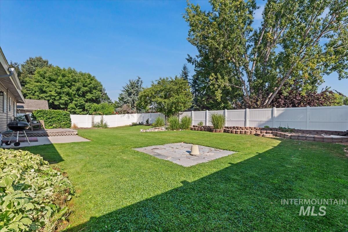 2214 E Katelyn dr., Meridian, Idaho 83646, 3 Bedrooms, 2 Bathrooms, Residential For Sale, Price $469,000,MLS 99003754