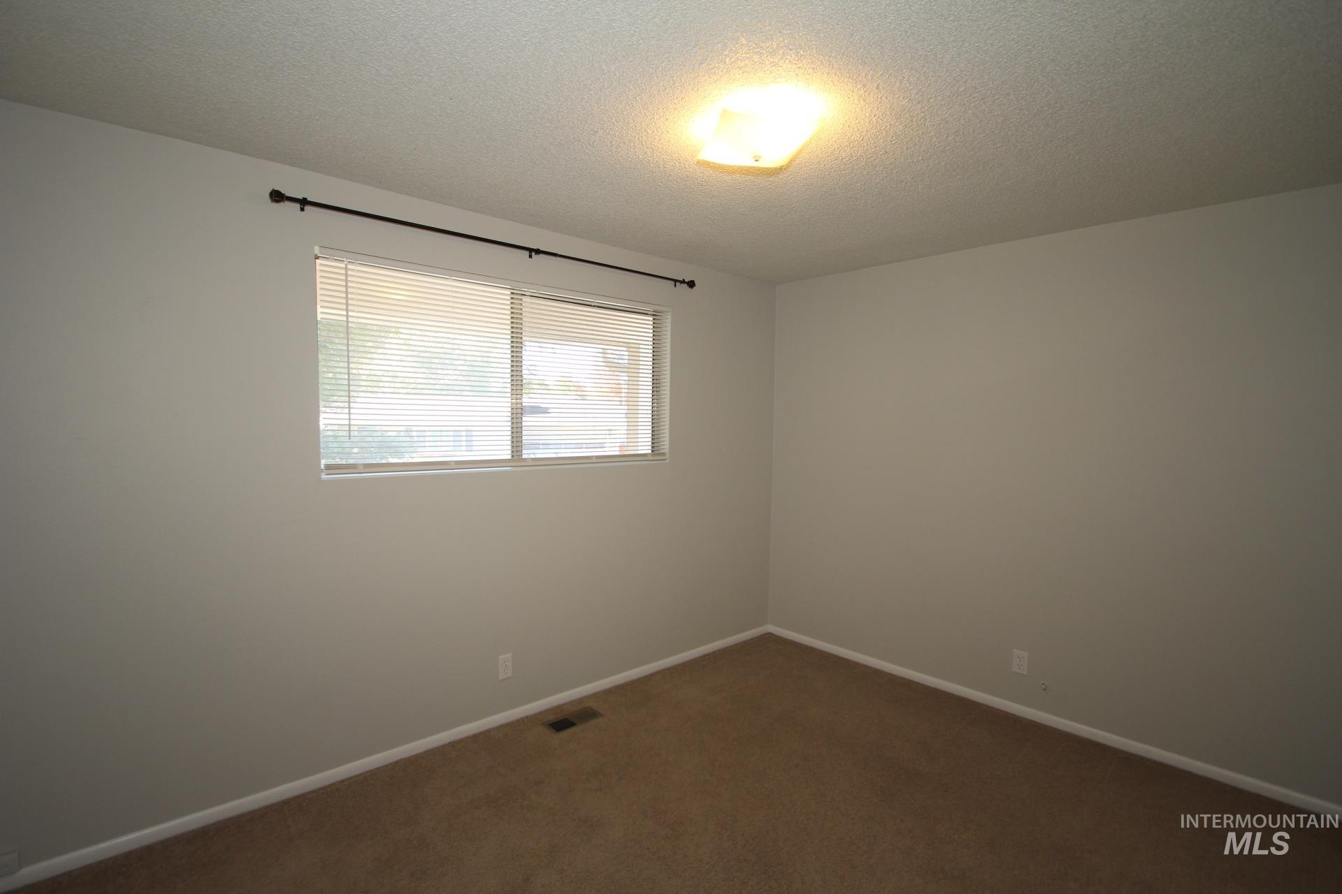 220 S Florence St., Nampa, Idaho 83686, 4 Bedrooms, 2 Bathrooms, Residential For Sale, Price $374,000, 99003756