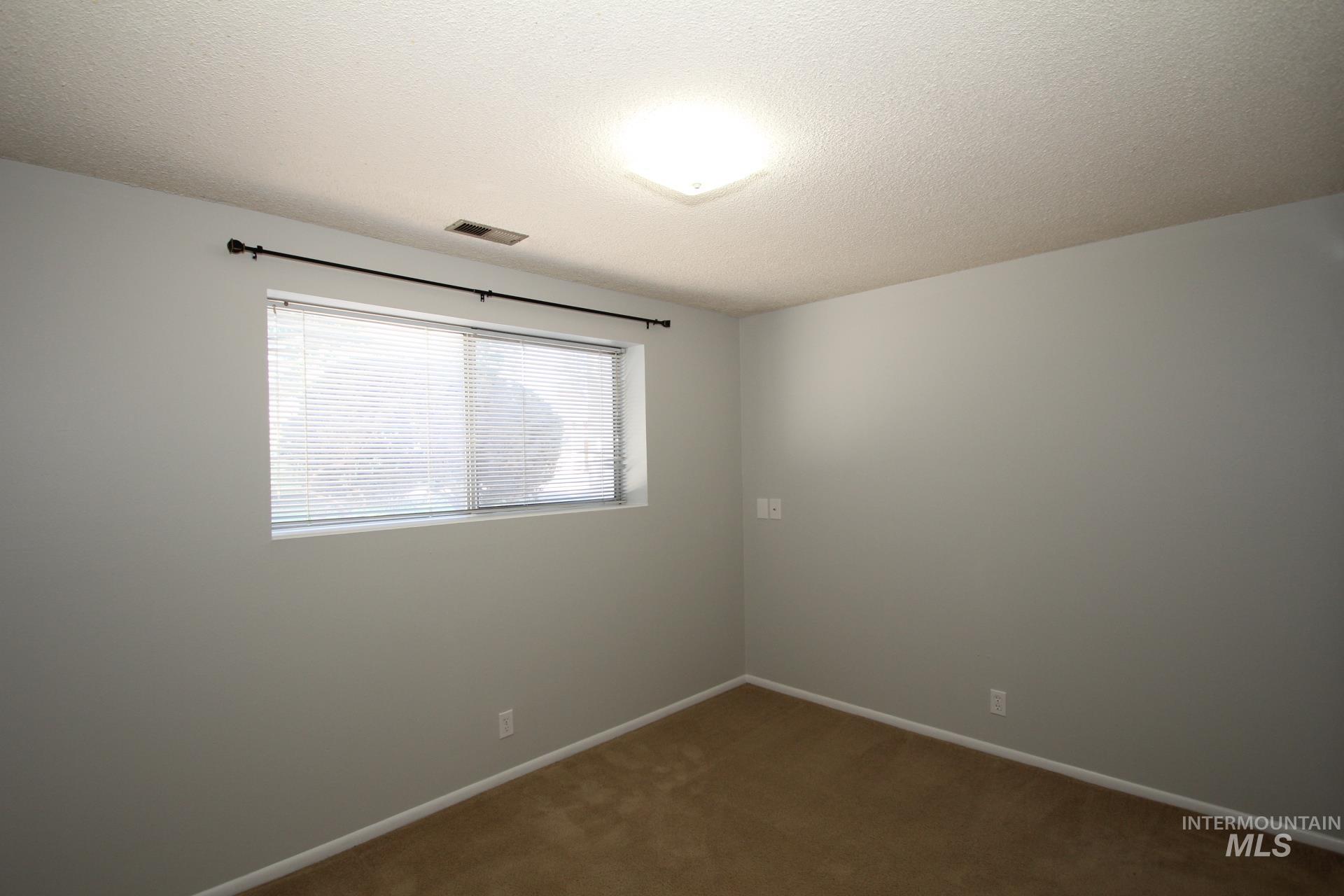 220 S Florence St., Nampa, Idaho 83686, 4 Bedrooms, 2 Bathrooms, Residential For Sale, Price $374,000, 99003756