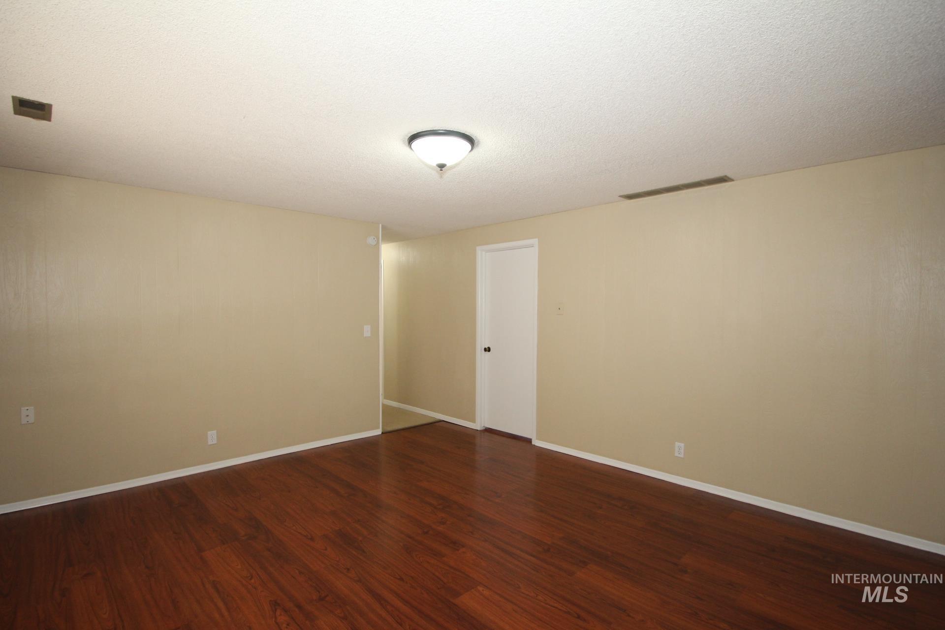 220 S Florence St., Nampa, Idaho 83686, 4 Bedrooms, 2 Bathrooms, Residential For Sale, Price $374,000, 99003756