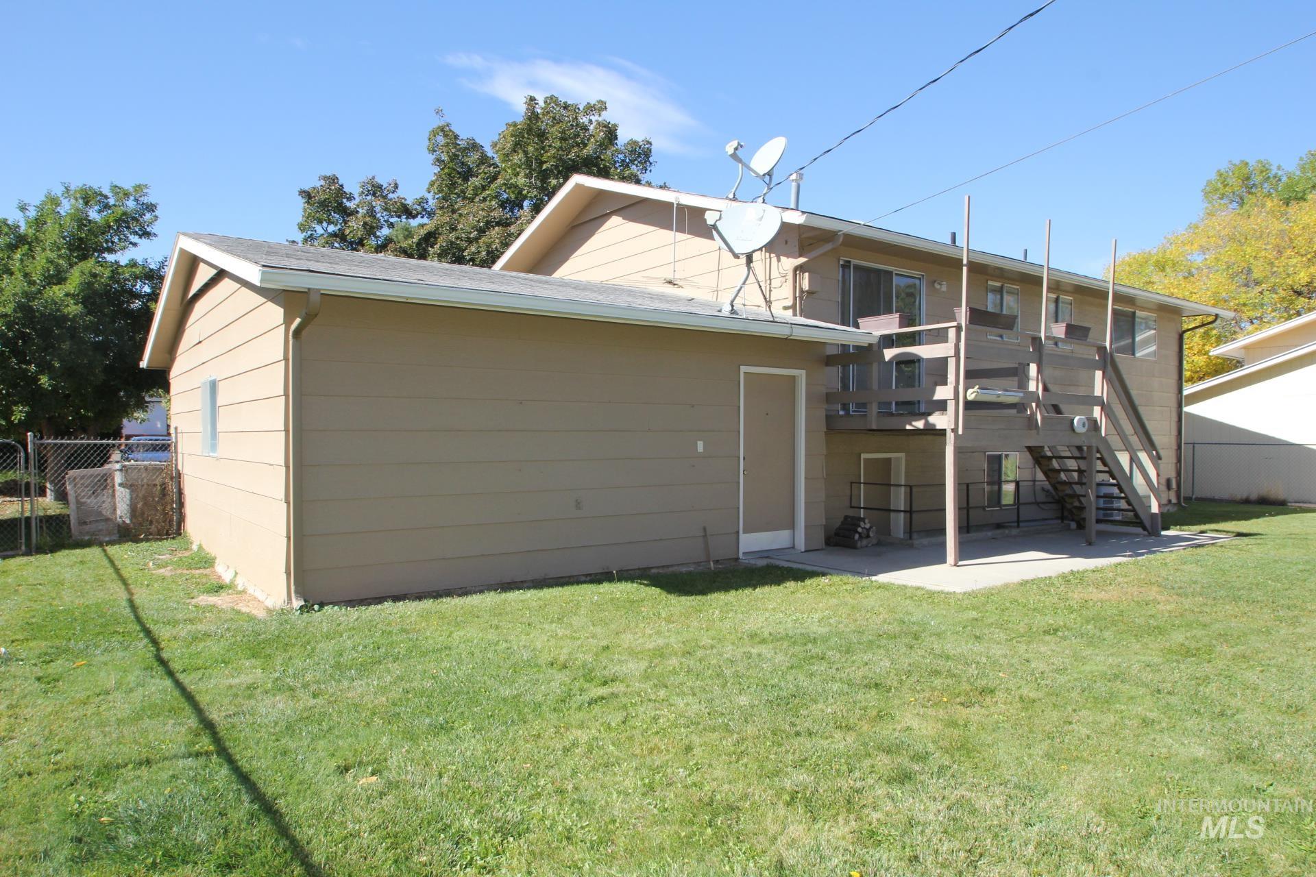 220 S Florence St., Nampa, Idaho 83686, 4 Bedrooms, 2 Bathrooms, Residential For Sale, Price $374,000, 99003756