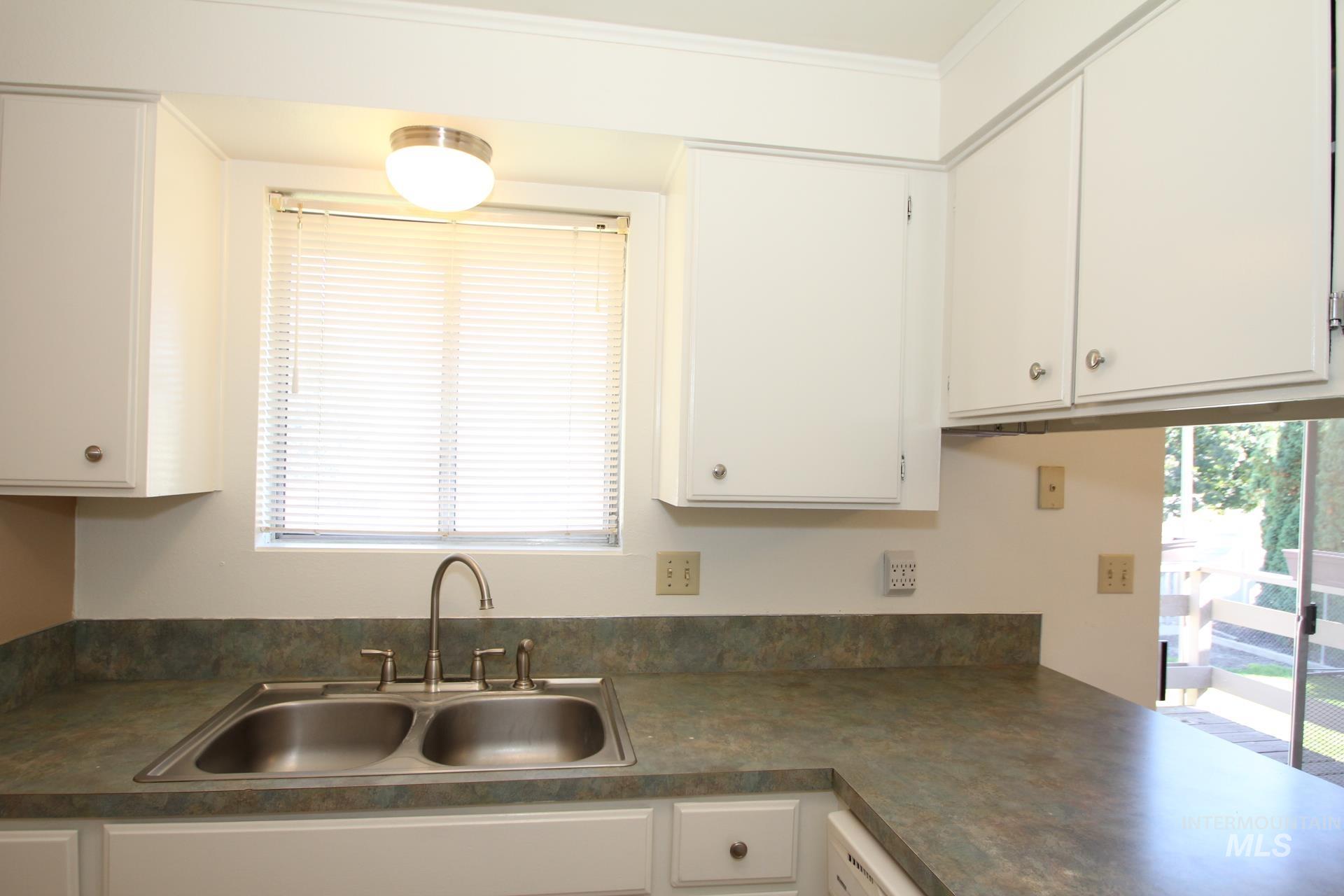 220 S Florence St., Nampa, Idaho 83686, 4 Bedrooms, 2 Bathrooms, Residential For Sale, Price $374,000, 99003756