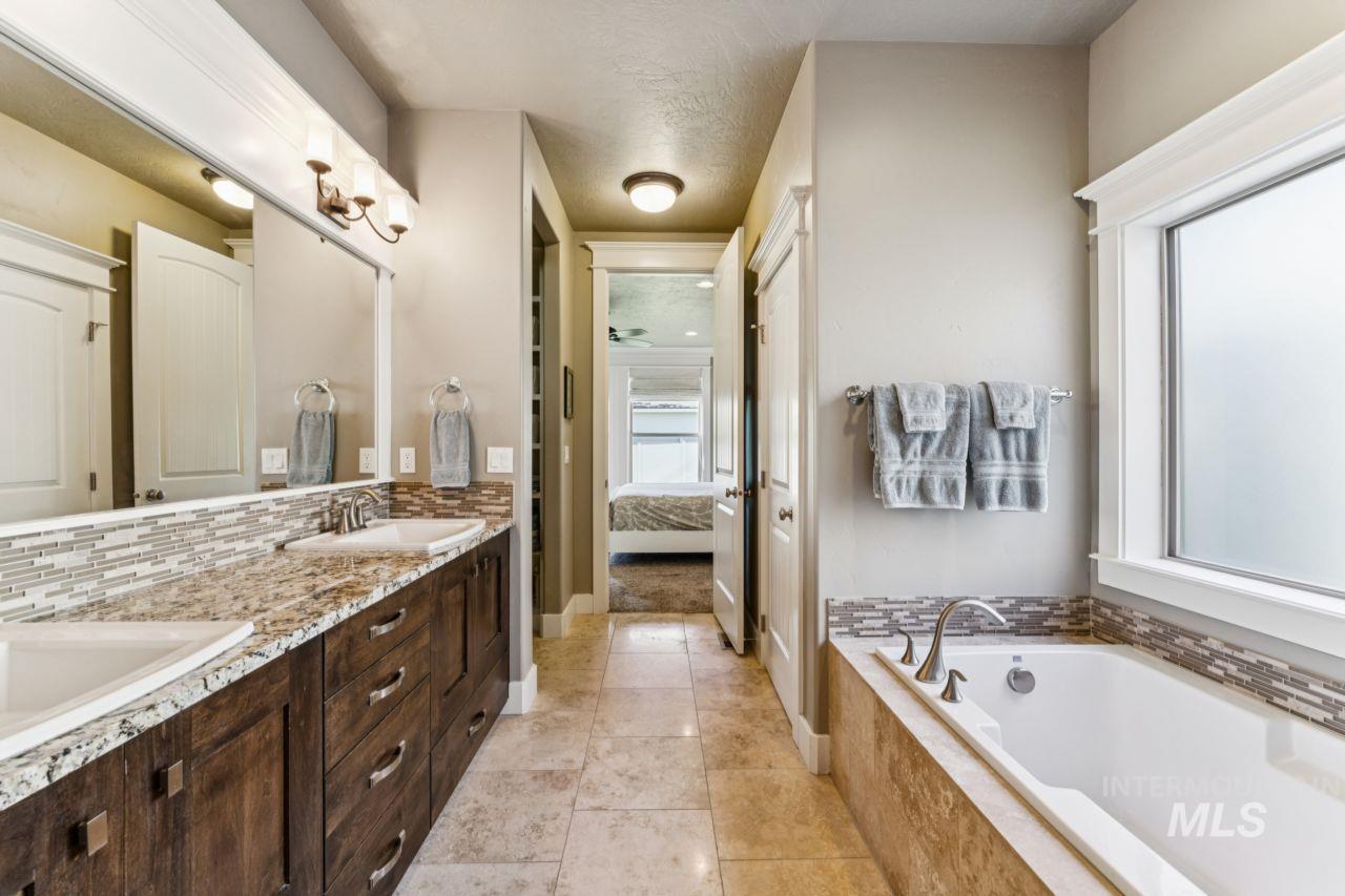 5479 N Plumcreek Way, Boise, Idaho 83713, 5 Bedrooms, 2.5 Bathrooms, Residential For Sale, Price $765,000, 99003757