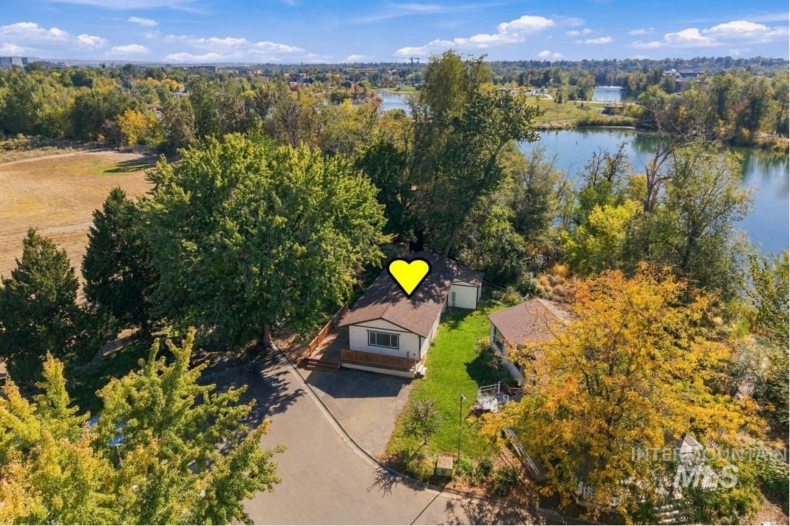790 N Riviera Dr, Boise, Idaho 83703, 2 Bedrooms, 2 Bathrooms, Residential For Sale, Price $134,990, 99003758