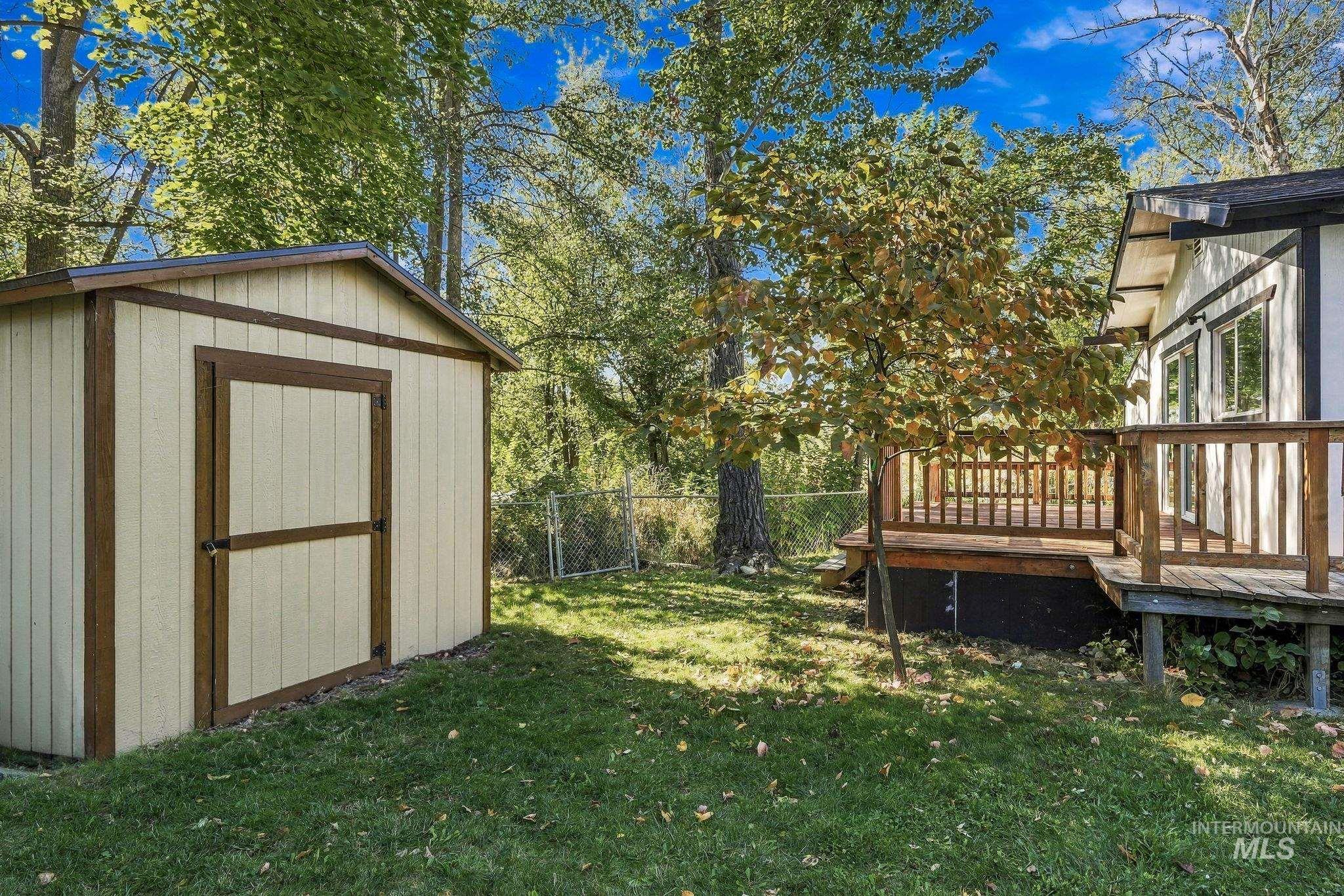 790 N Riviera Dr, Boise, Idaho 83703, 2 Bedrooms, 2 Bathrooms, Residential For Sale, Price $134,990, 99003758