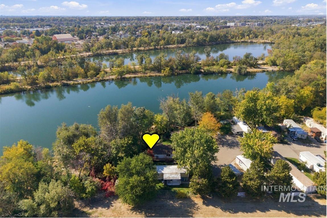 790 N Riviera Dr, Boise, Idaho 83703, 2 Bedrooms, 2 Bathrooms, Residential For Sale, Price $134,990, 99003758