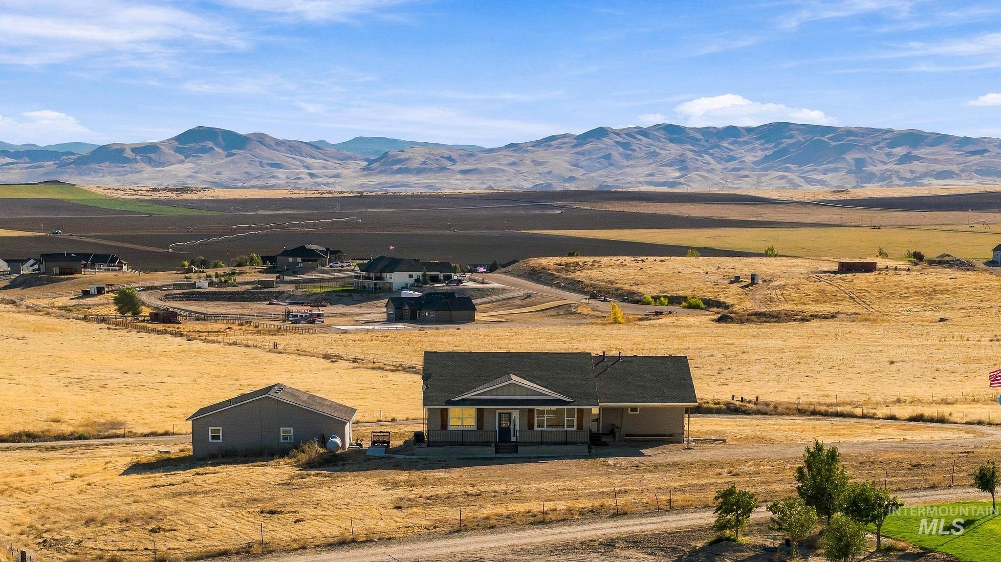 9531 Pump Rd., Nampa, Idaho 83686, 5 Bedrooms, 4 Bathrooms, Residential For Sale, Price $850,000, 99003761