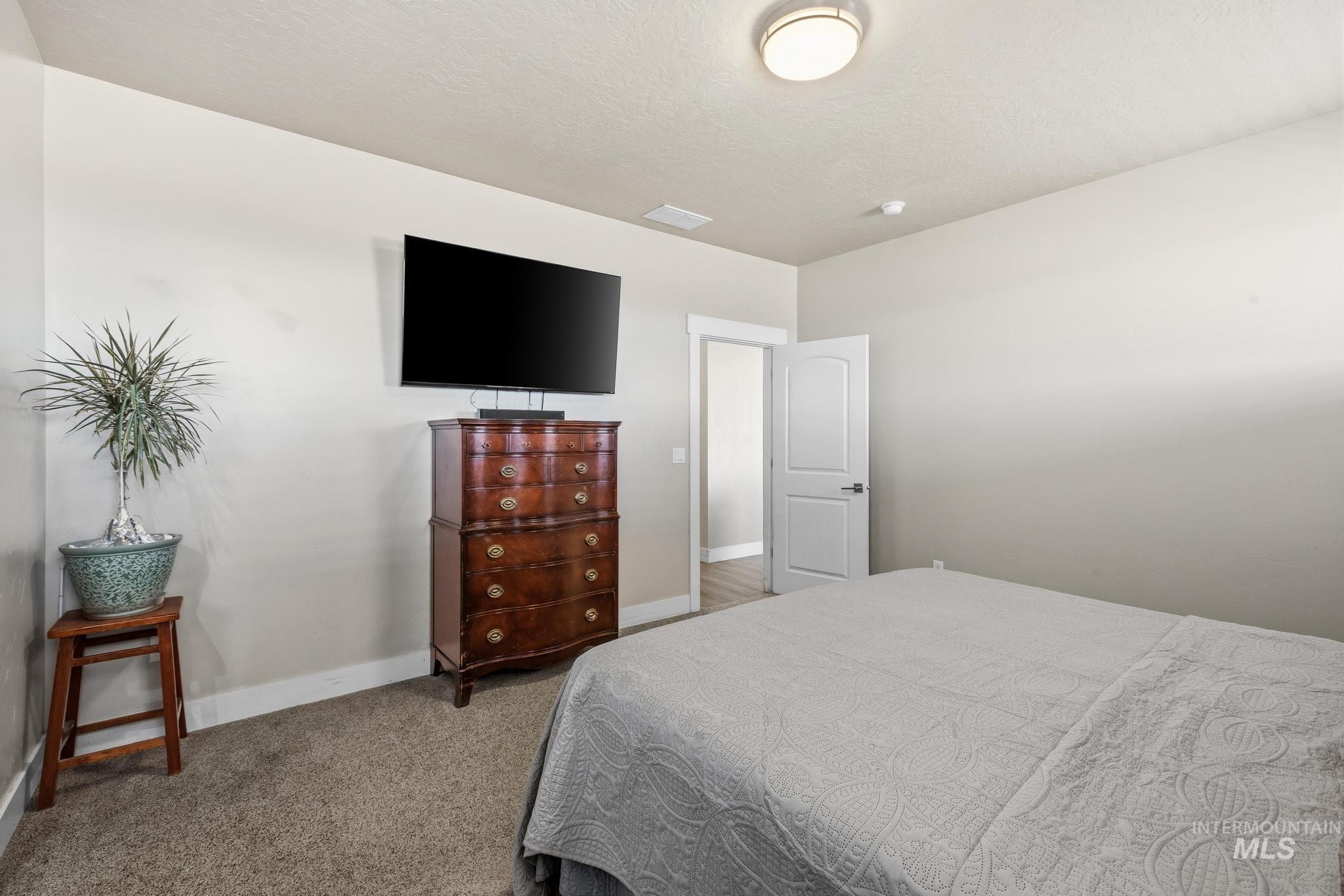 9531 Pump Rd., Nampa, Idaho 83686, 5 Bedrooms, 4 Bathrooms, Residential For Sale, Price $850,000, 99003761