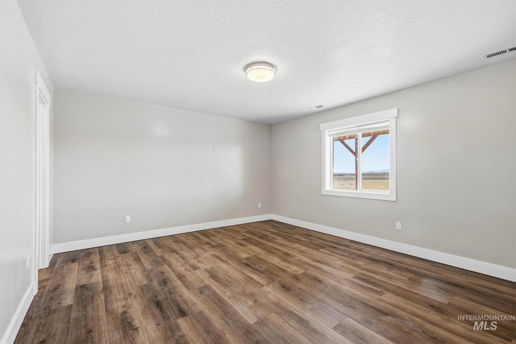 9531 Pump Rd., Nampa, Idaho 83686, 5 Bedrooms, 4 Bathrooms, Residential For Sale, Price $850,000, 99003761