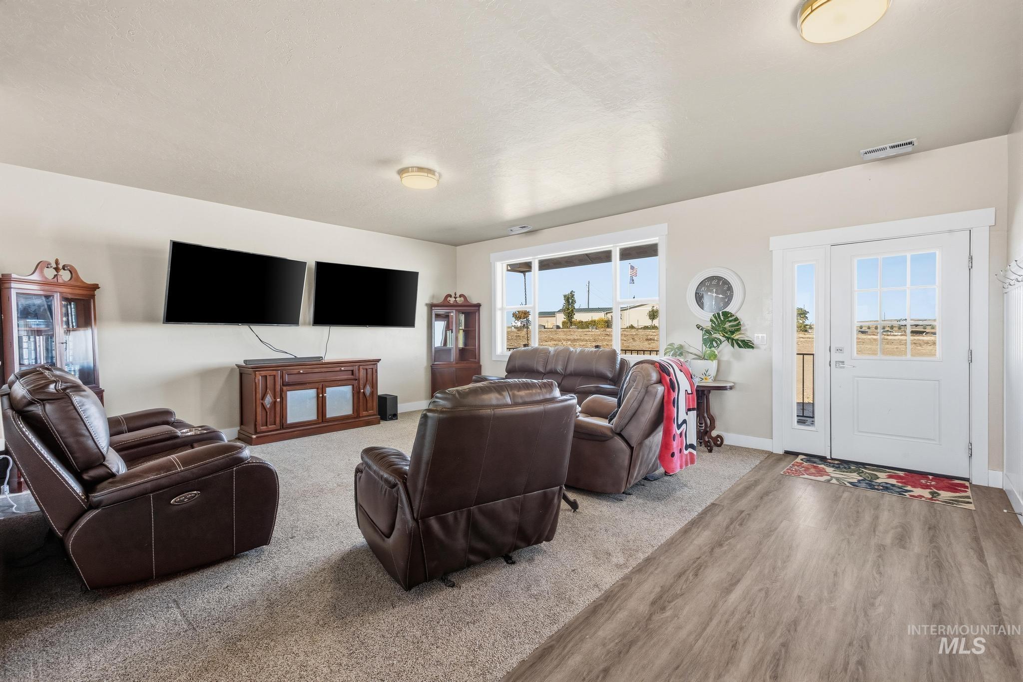 9531 Pump Rd., Nampa, Idaho 83686, 5 Bedrooms, 4 Bathrooms, Residential For Sale, Price $850,000, 99003761