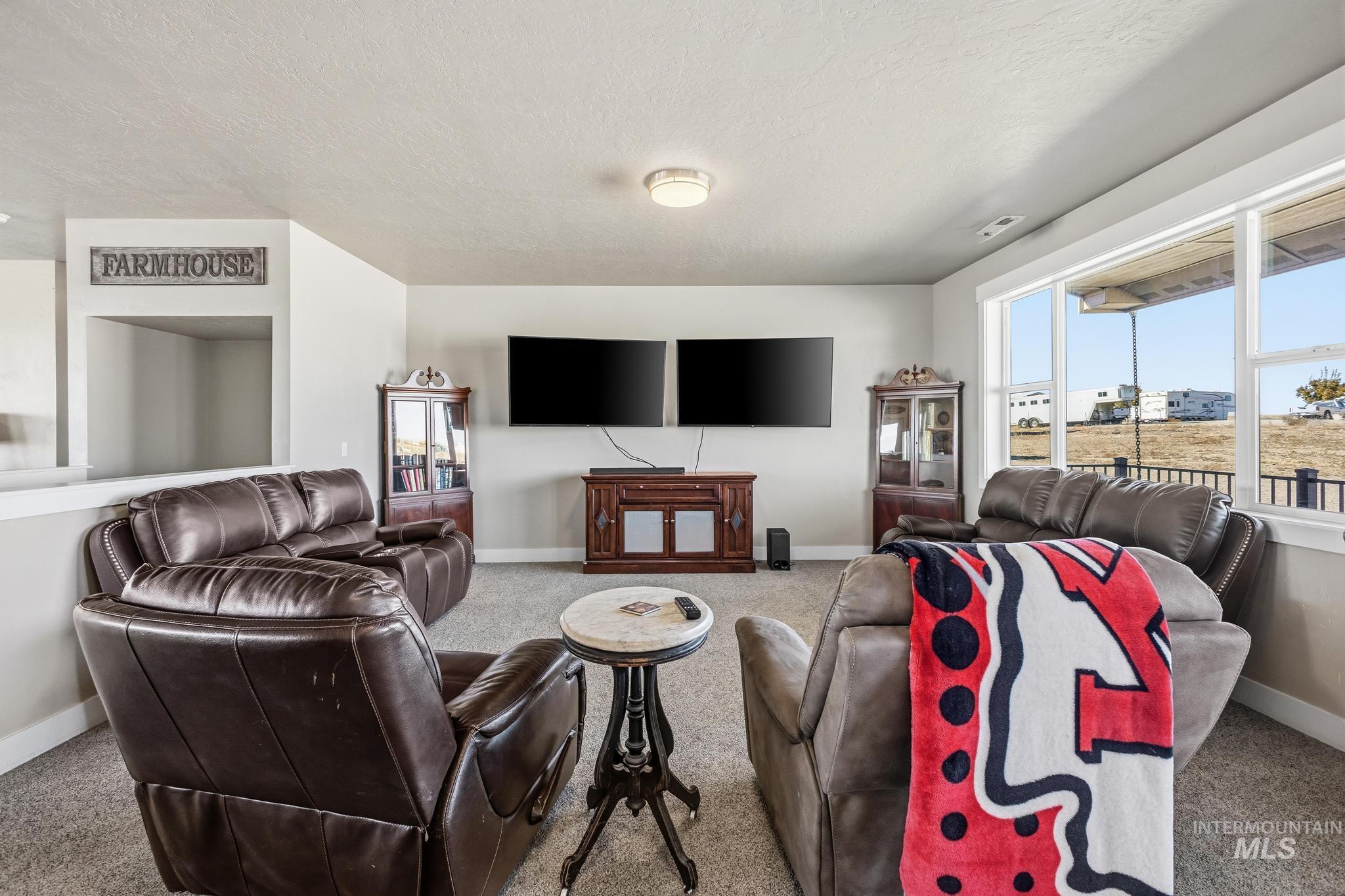 9531 Pump Rd., Nampa, Idaho 83686, 5 Bedrooms, 4 Bathrooms, Residential For Sale, Price $850,000, 99003761