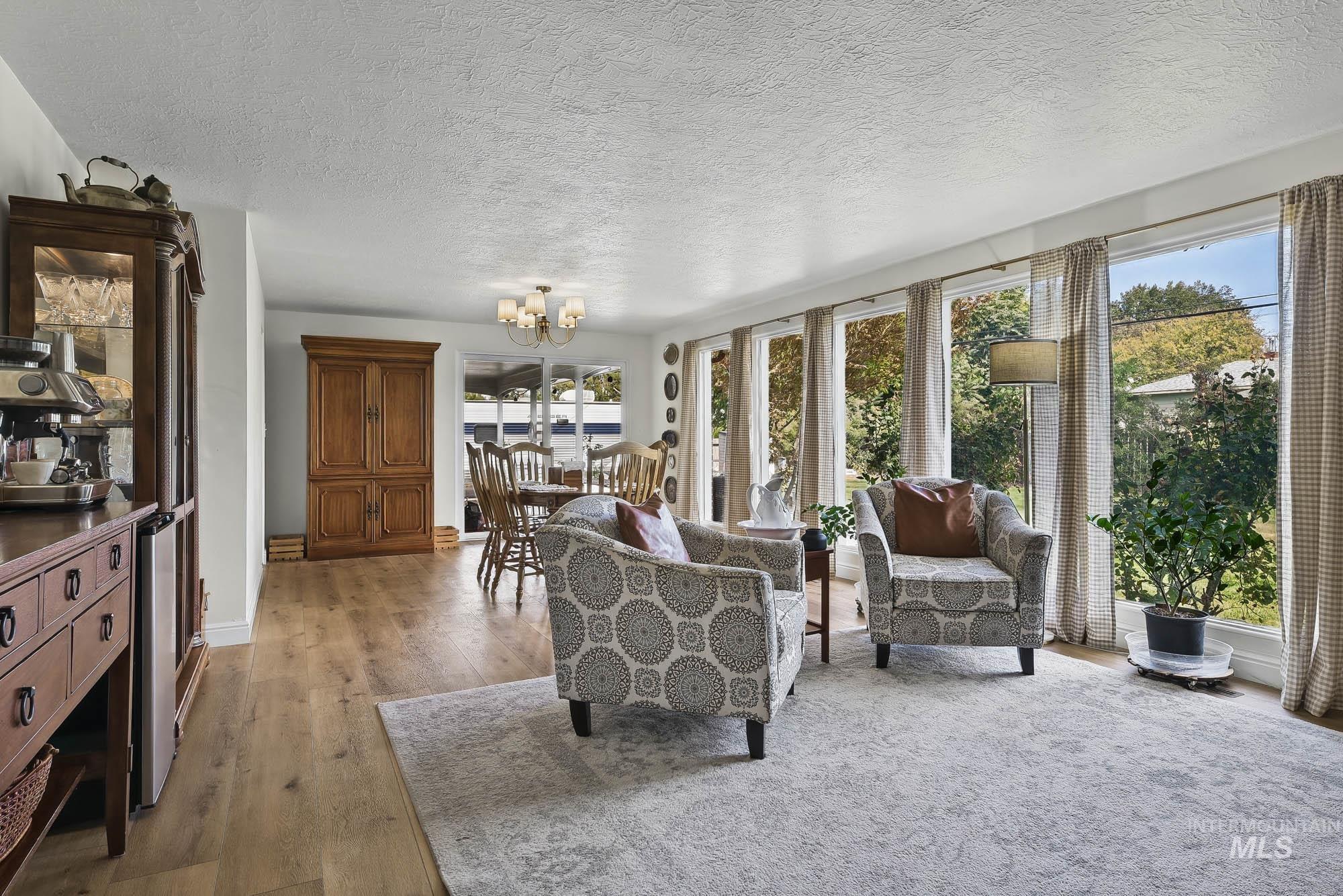 2015 Idaho Ave, Caldwell, Idaho 83605, 4 Bedrooms, 3 Bathrooms, Residential For Sale, Price $650,000, 99003762