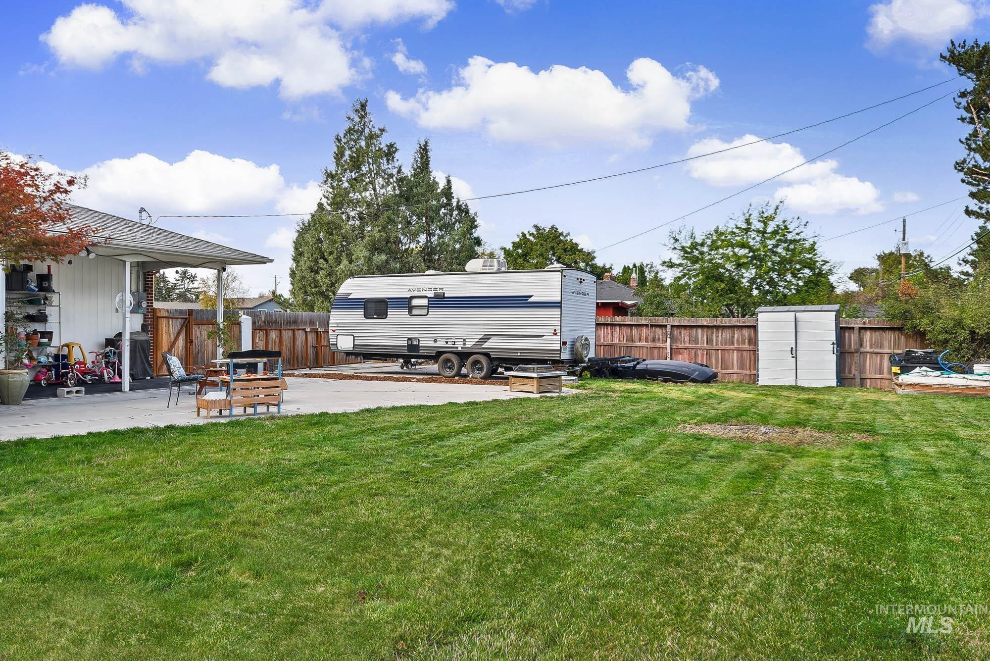 2015 Idaho Ave, Caldwell, Idaho 83605, 4 Bedrooms, 3 Bathrooms, Residential For Sale, Price $650,000, 99003762