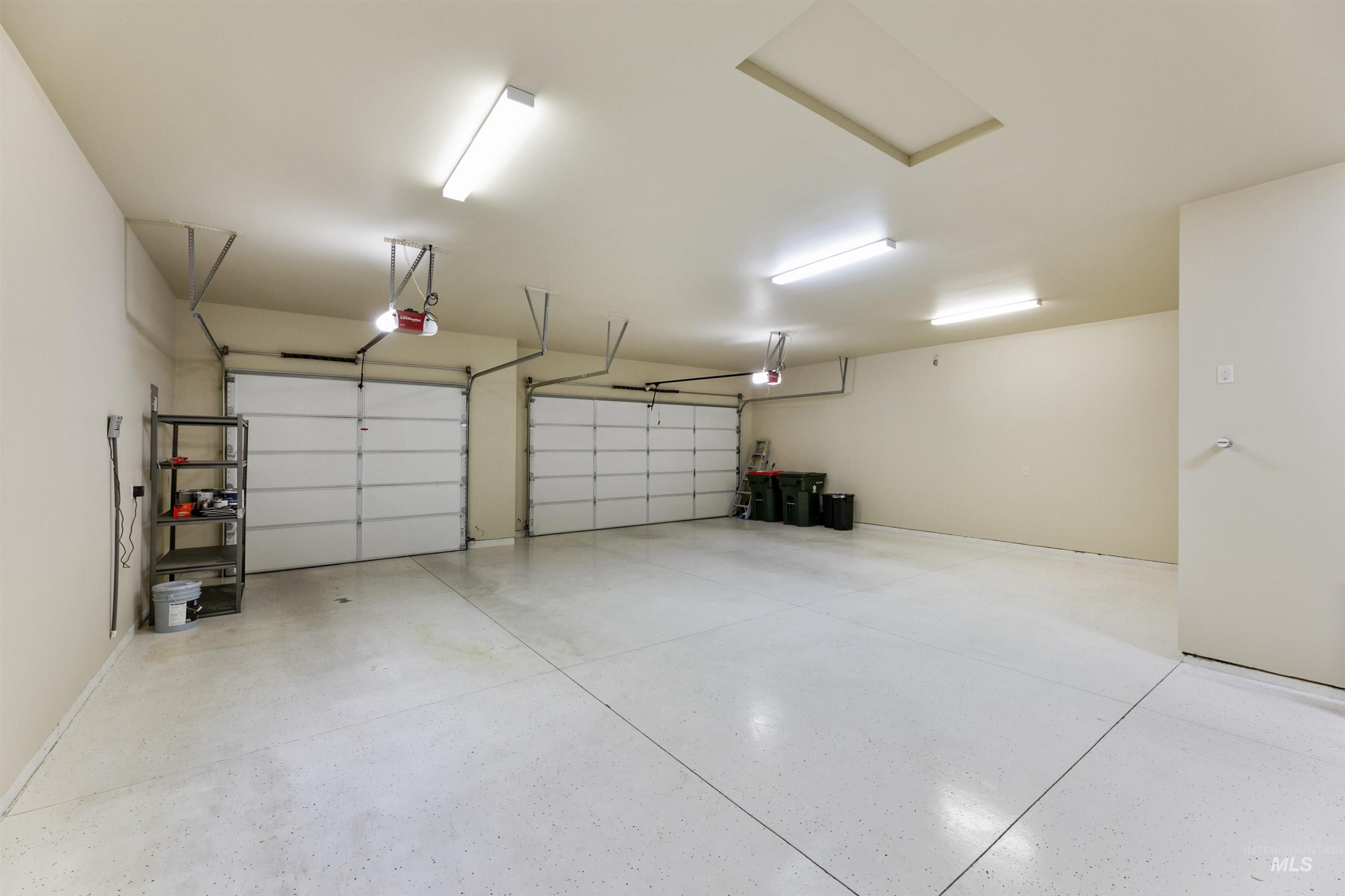 2205 W Verona Dr, Meridian, Idaho 83646, 3 Bedrooms, 2 Bathrooms, Residential For Sale, Price $825,000,MLS 99003769