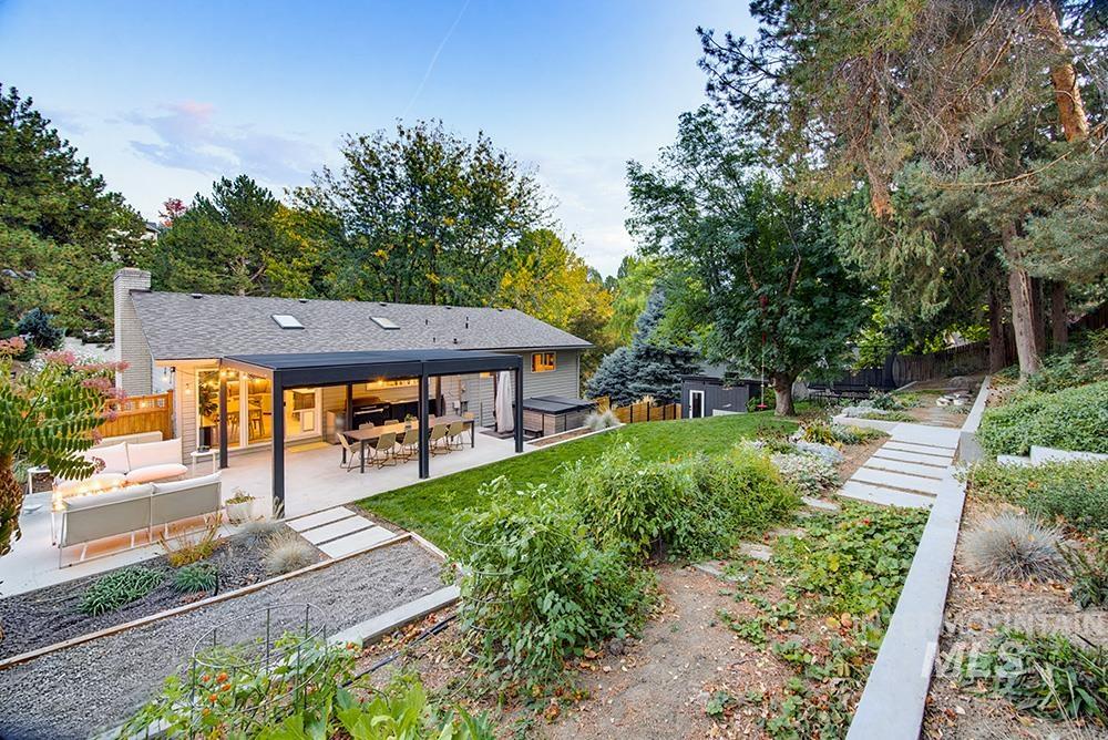 3100 N Hillway Dr, Boise, Idaho 83702, 4 Bedrooms, 2.5 Bathrooms, Residential For Sale, Price $799,900,MLS 99003773