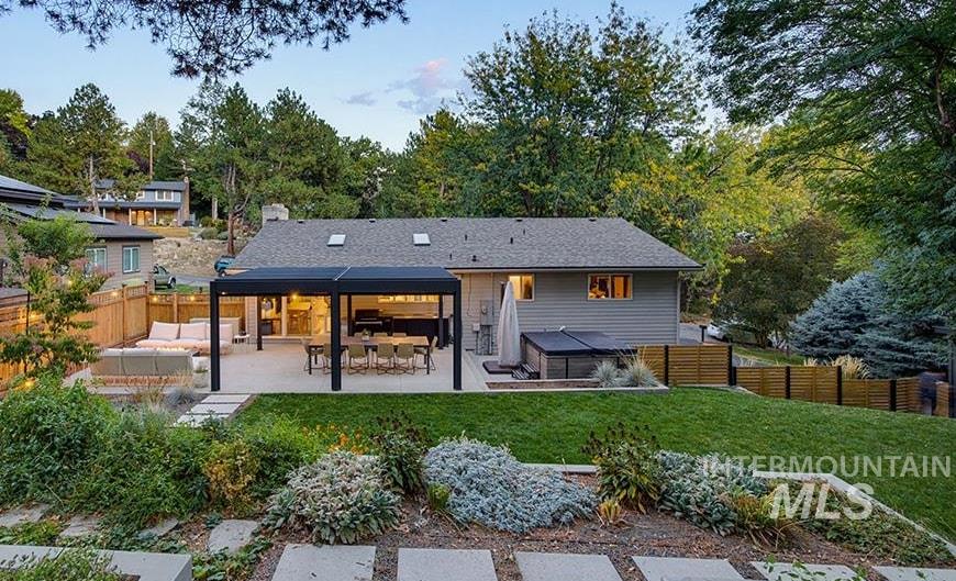 3100 N Hillway Dr, Boise, Idaho 83702, 4 Bedrooms, 2.5 Bathrooms, Residential For Sale, Price $799,900, 99003773