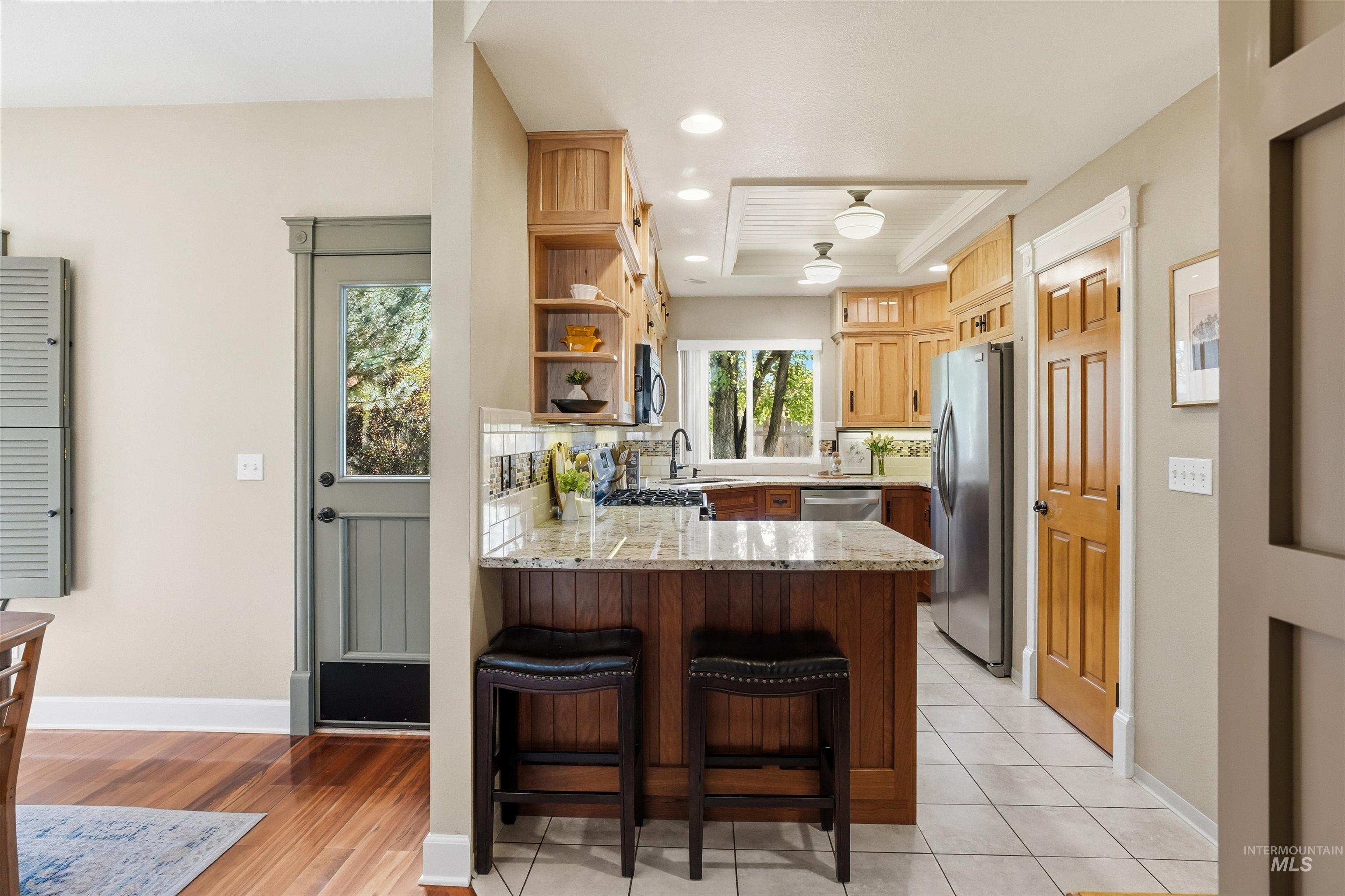 281 S Silverwood Way, Eagle, Idaho 83616, 3 Bedrooms, 2 Bathrooms, Residential For Sale, Price $534,900,MLS 99003774