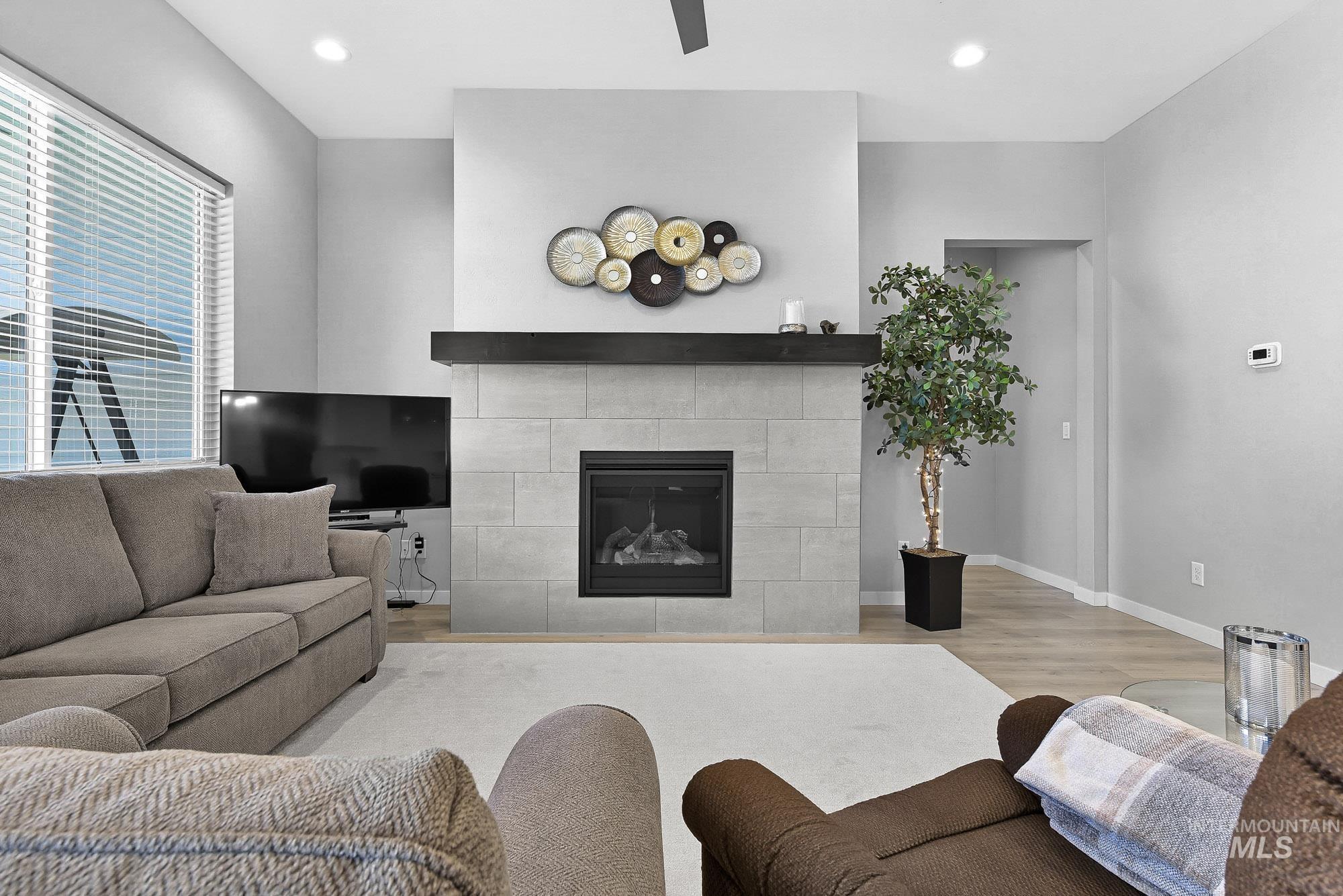 2306 Ice Fire Ave, Star, Idaho 83669, 4 Bedrooms, 3 Bathrooms, Residential For Sale, Price $559,900,MLS 99003775