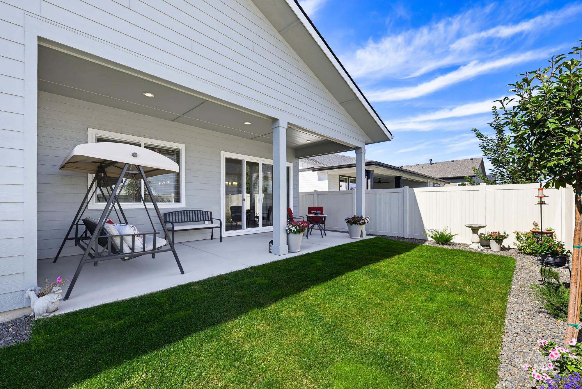 2306 Ice Fire Ave, Star, Idaho 83669, 4 Bedrooms, 3 Bathrooms, Residential For Sale, Price $559,900,MLS 99003775