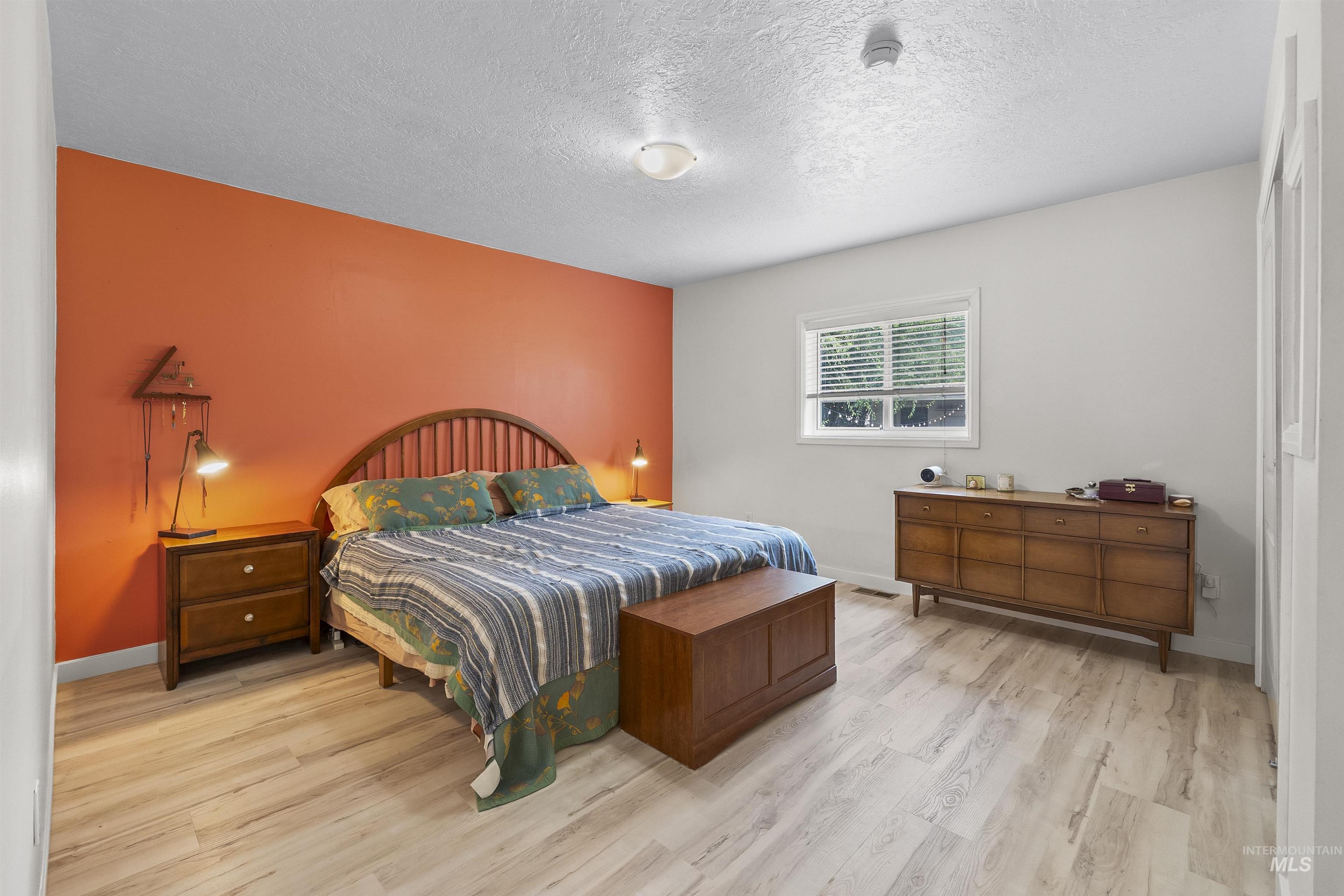 6308 W Butte Street, Boise, Idaho 83704, 3 Bedrooms, 1 Bathroom, Residential For Sale, Price $389,900, 99003776