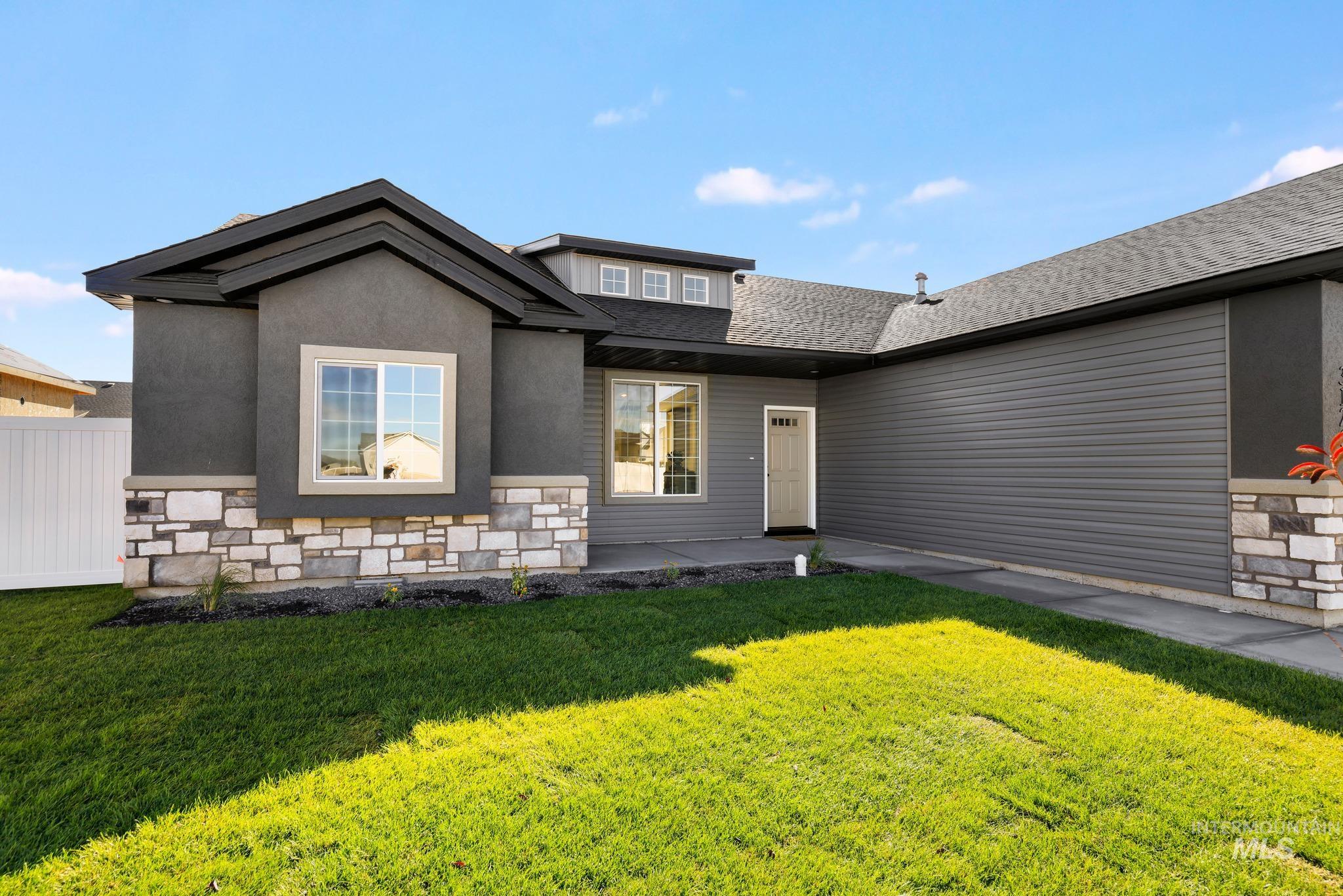 3126 Gemini Avenue, Twin Falls, Idaho 83301, 4 Bedrooms, 2 Bathrooms, Residential For Sale, Price $445,000, 99003777
