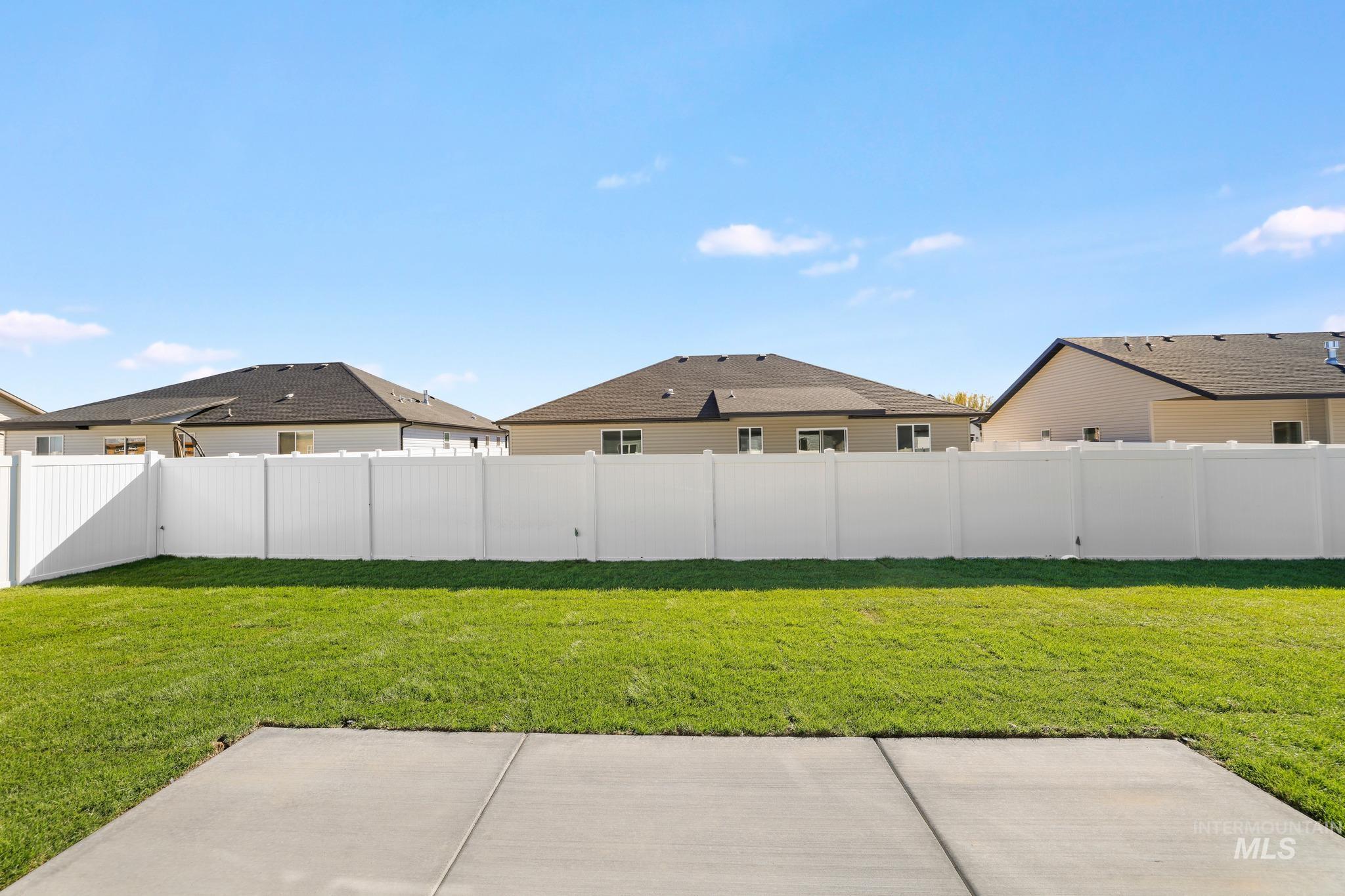 3126 Gemini Avenue, Twin Falls, Idaho 83301, 4 Bedrooms, 2 Bathrooms, Residential For Sale, Price $445,000, 99003777