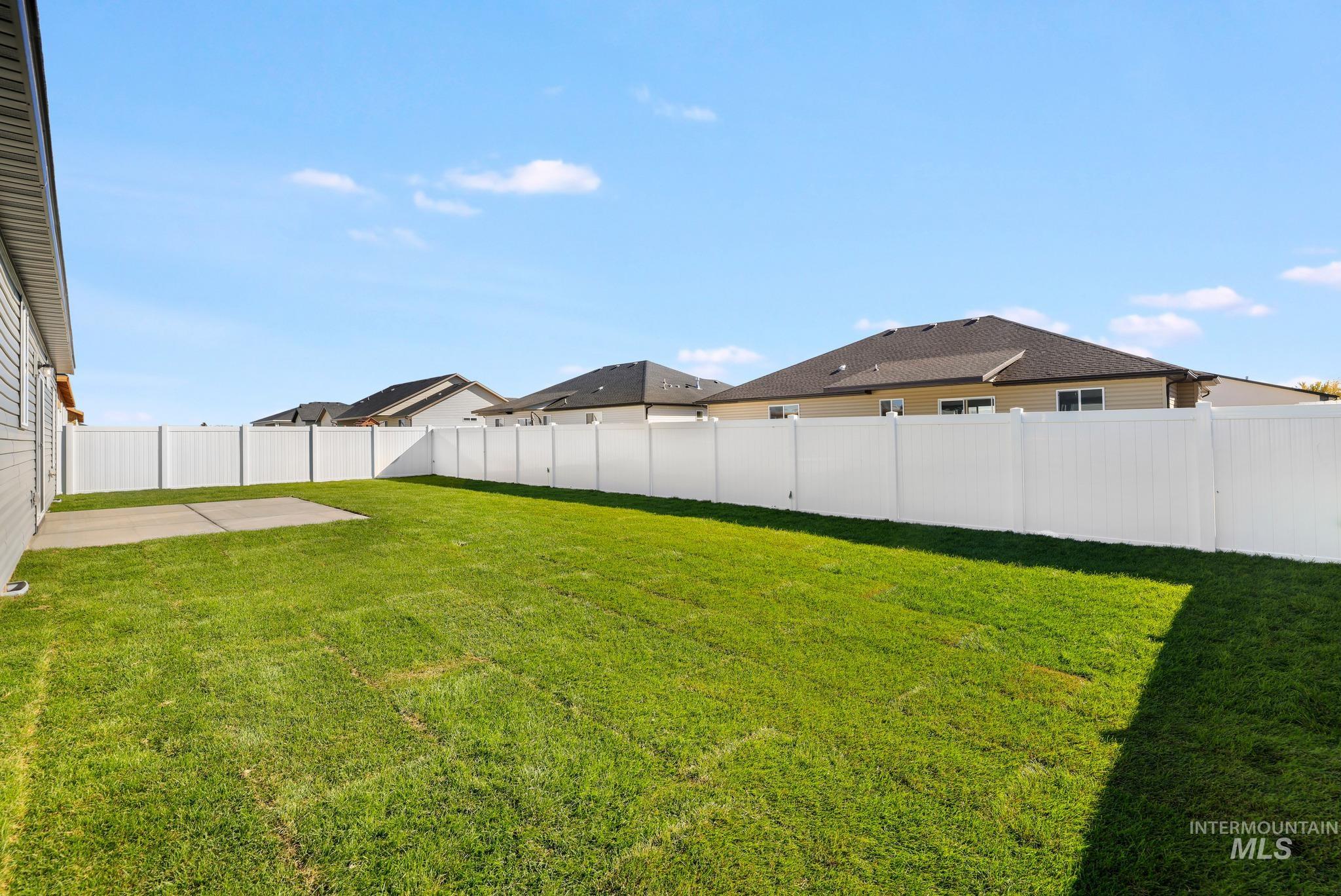 3126 Gemini Avenue, Twin Falls, Idaho 83301, 4 Bedrooms, 2 Bathrooms, Residential For Sale, Price $445,000, 99003777