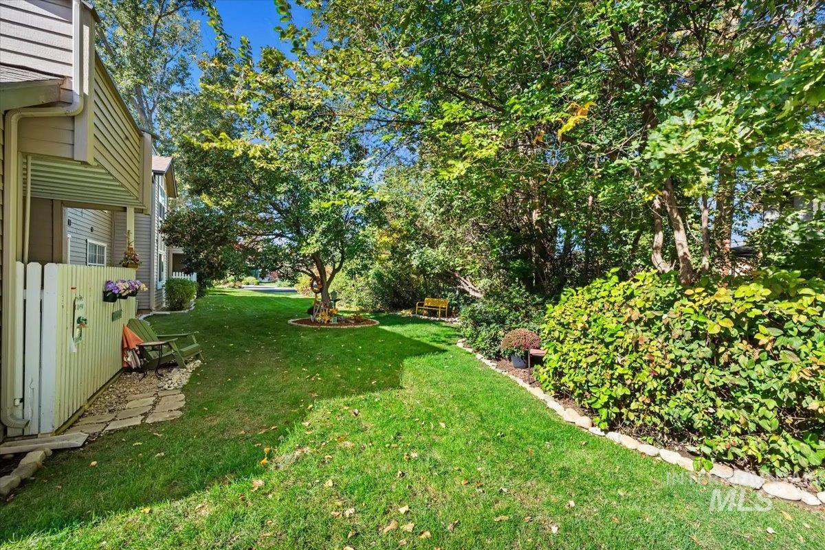 3092 S Gekeler Ln, Boise, Idaho 83706, 2 Bedrooms, 2 Bathrooms, Residential For Sale, Price $331,900, 99003780