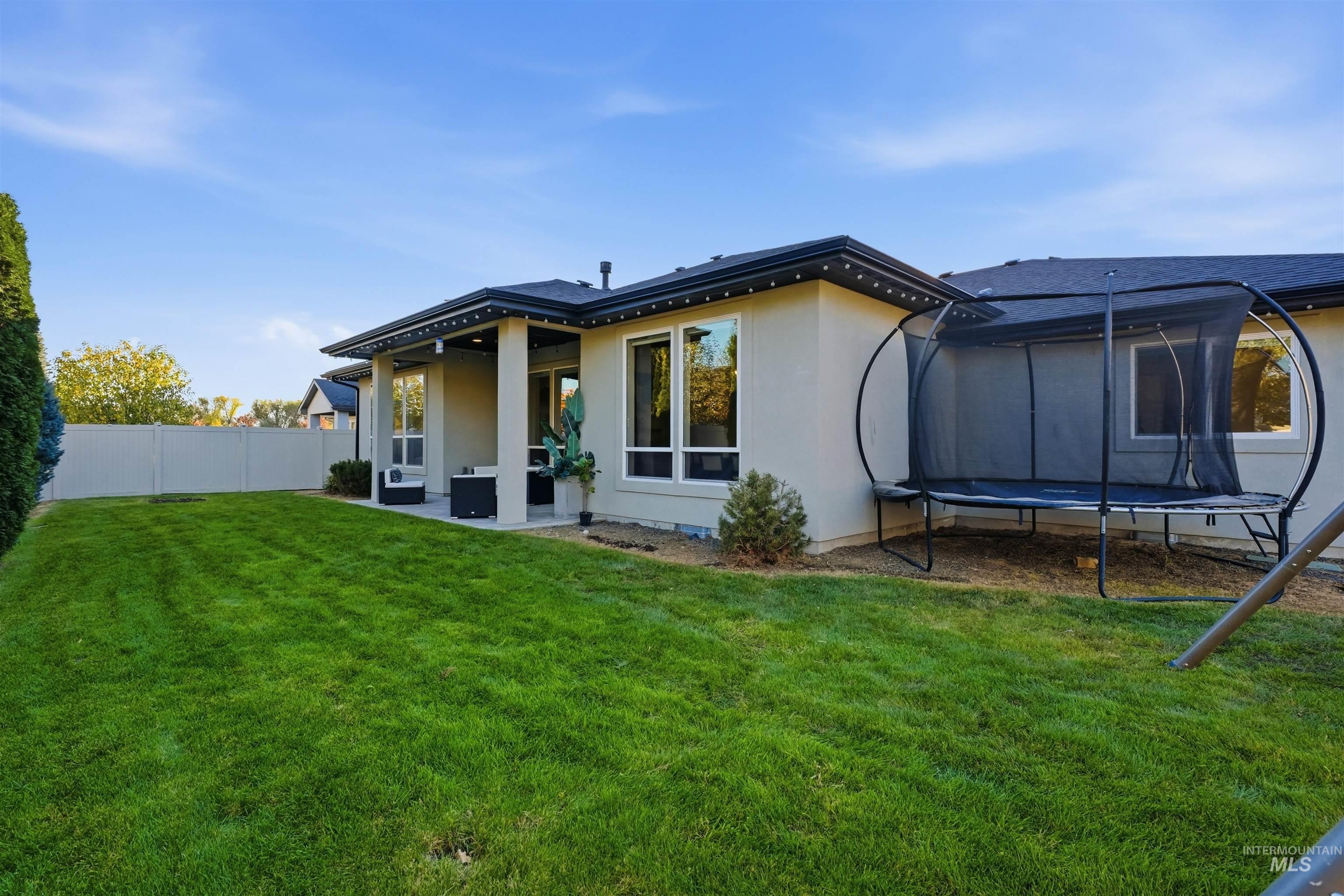 1160 N Sevens Gold Pl, Eagle, Idaho 83616, 3 Bedrooms, 2.5 Bathrooms, Residential For Sale, Price $700,000,MLS 99003782