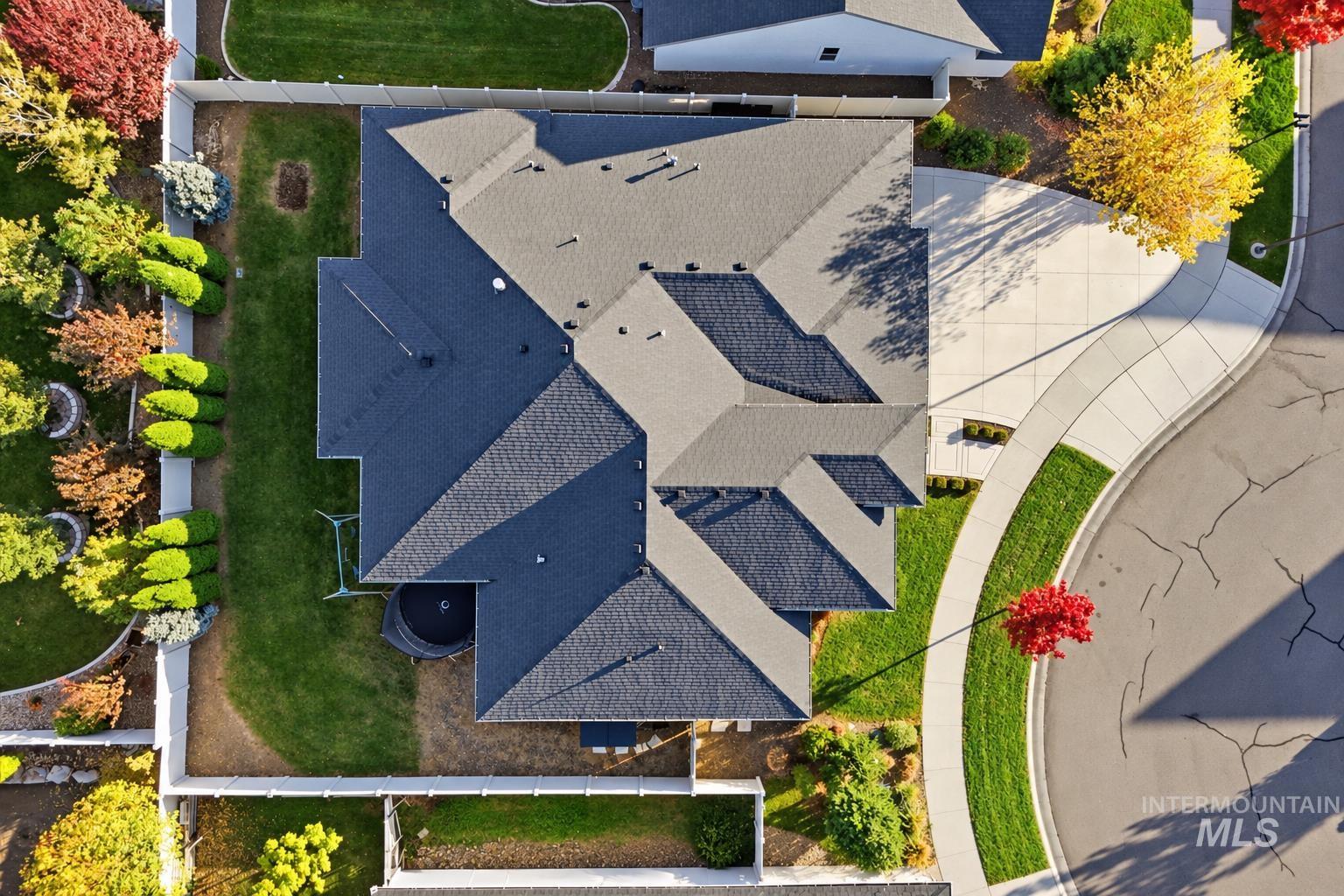 1160 N Sevens Gold Pl, Eagle, Idaho 83616, 3 Bedrooms, 2.5 Bathrooms, Residential For Sale, Price $700,000,MLS 99003782