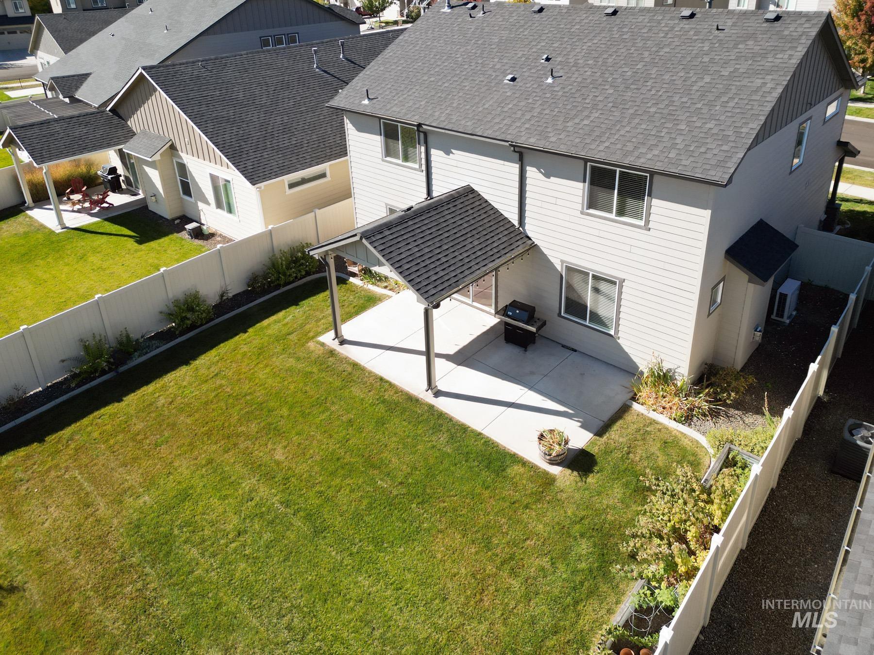 32 N Wooddale Ave, Eagle, Idaho 83616, 5 Bedrooms, 2.5 Bathrooms, Residential For Sale, Price $599,000,MLS 99003784