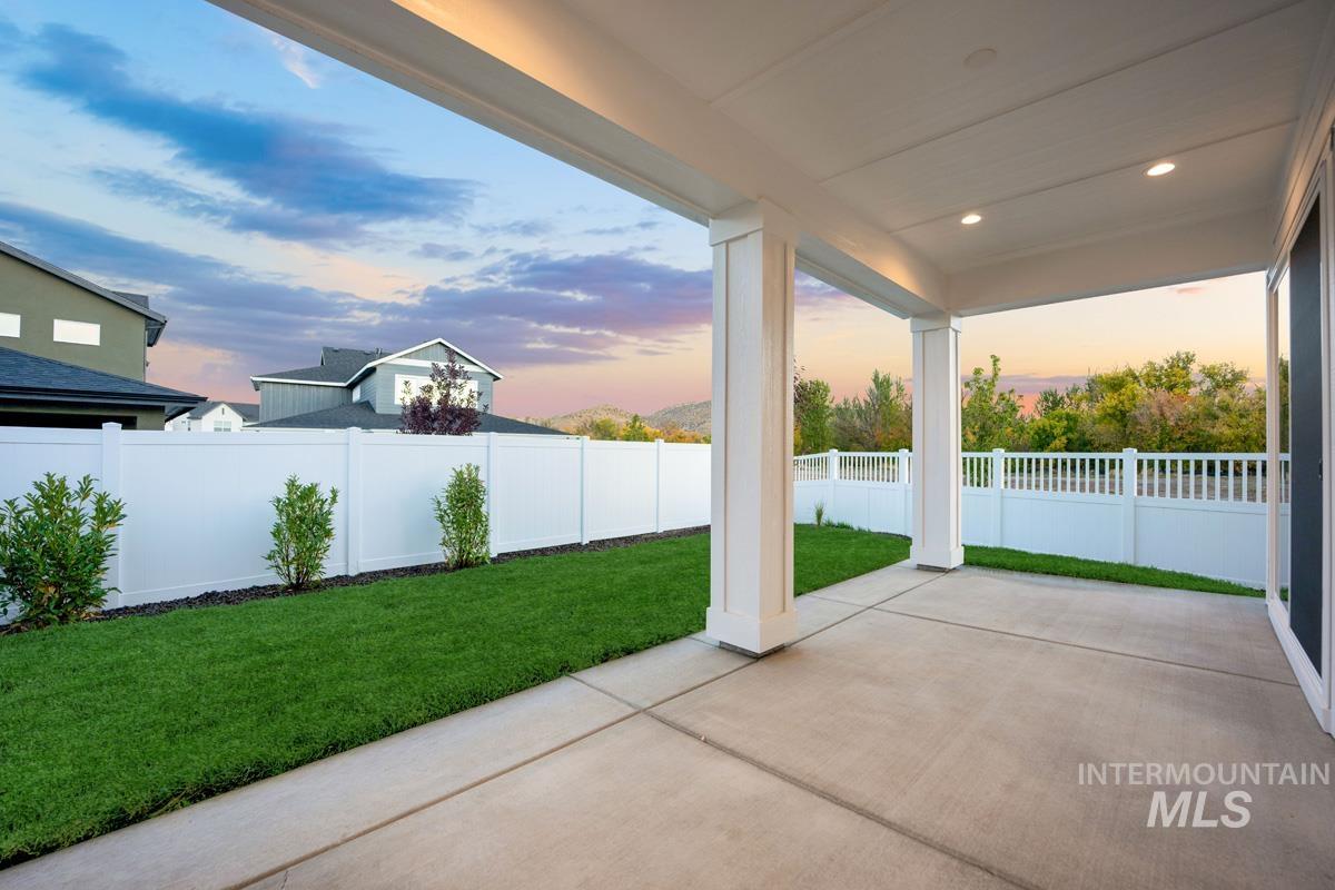9133 W River Otter Dr, Boise, Idaho 83714, 3 Bedrooms, 4 Bathrooms, Residential For Sale, Price $882,484,MLS 99003786