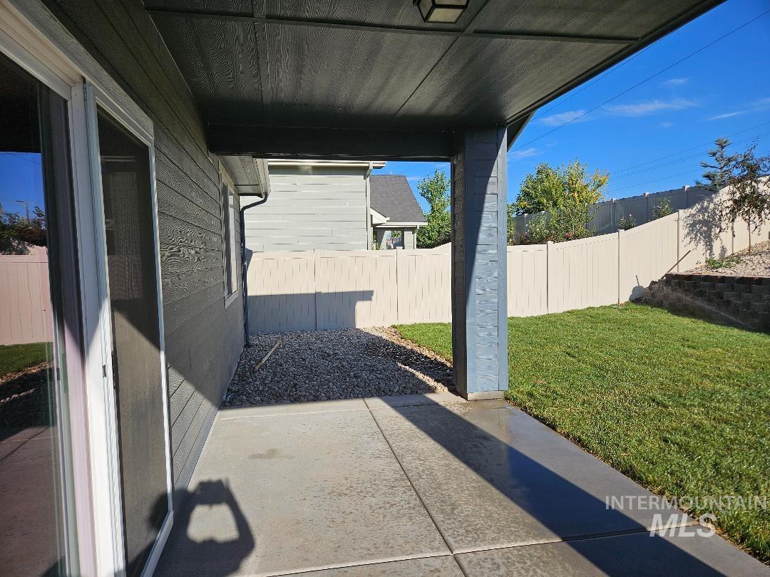 6031 W Riva Capri St, Meridian, Idaho 83646, 3 Bedrooms, 2 Bathrooms, Rental For Rent, Price $2,800, 99003787