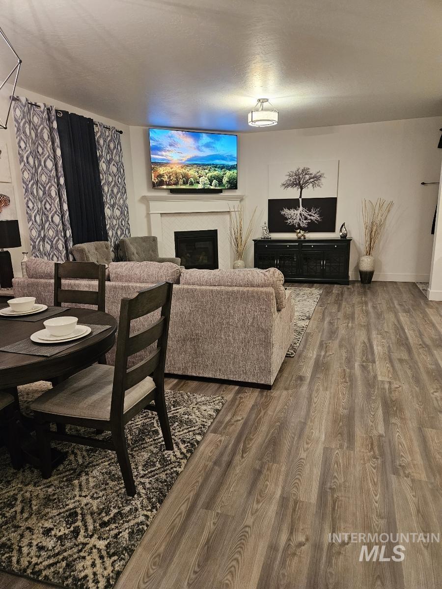 6031 W Riva Capri St, Meridian, Idaho 83646, 3 Bedrooms, 2 Bathrooms, Rental For Rent, Price $2,800, 99003787