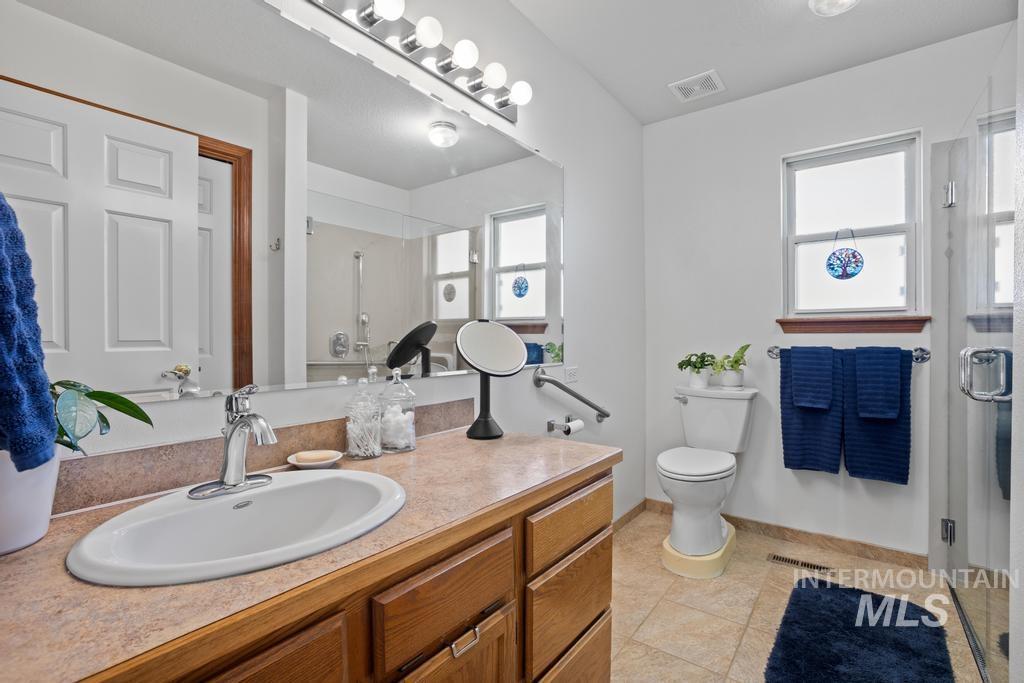 1100 Burnett Dr., Nampa, Idaho 83651, 3 Bedrooms, 2 Bathrooms, Residential For Sale, Price $315,000, 99003788