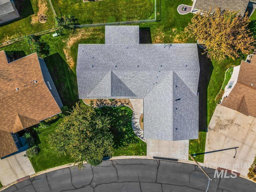 1100 Burnett Dr., Nampa, Idaho 83651, 3 Bedrooms, 2 Bathrooms, Residential For Sale, Price $315,000, 99003788