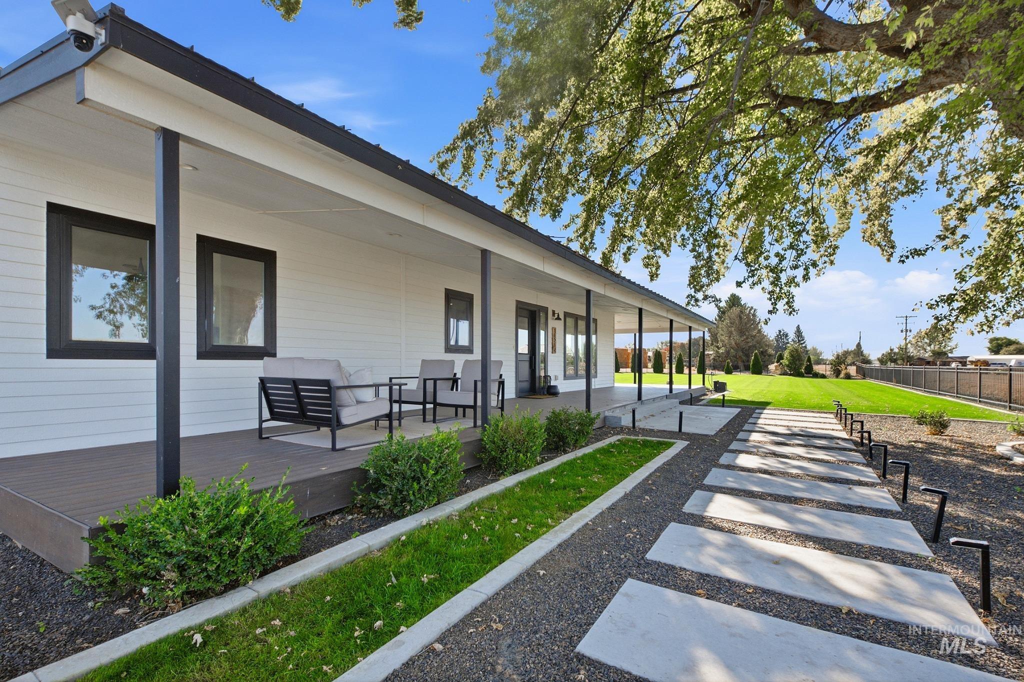 18284 Dean Ln, Nampa, Idaho 83687, 3 Bedrooms, 2 Bathrooms, Residential For Sale, Price $750,000,MLS 99003789