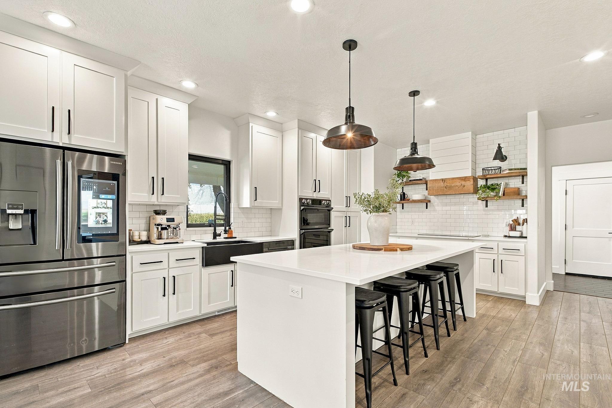 18284 Dean Ln, Nampa, Idaho 83687, 3 Bedrooms, 2 Bathrooms, Residential For Sale, Price $750,000,MLS 99003789
