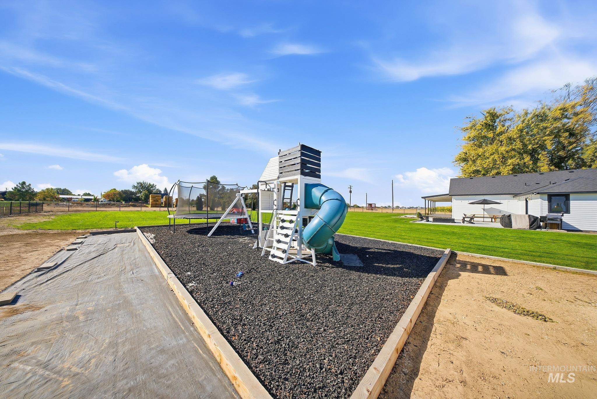 18284 Dean Ln, Nampa, Idaho 83687, 3 Bedrooms, 2 Bathrooms, Residential For Sale, Price $750,000,MLS 99003789