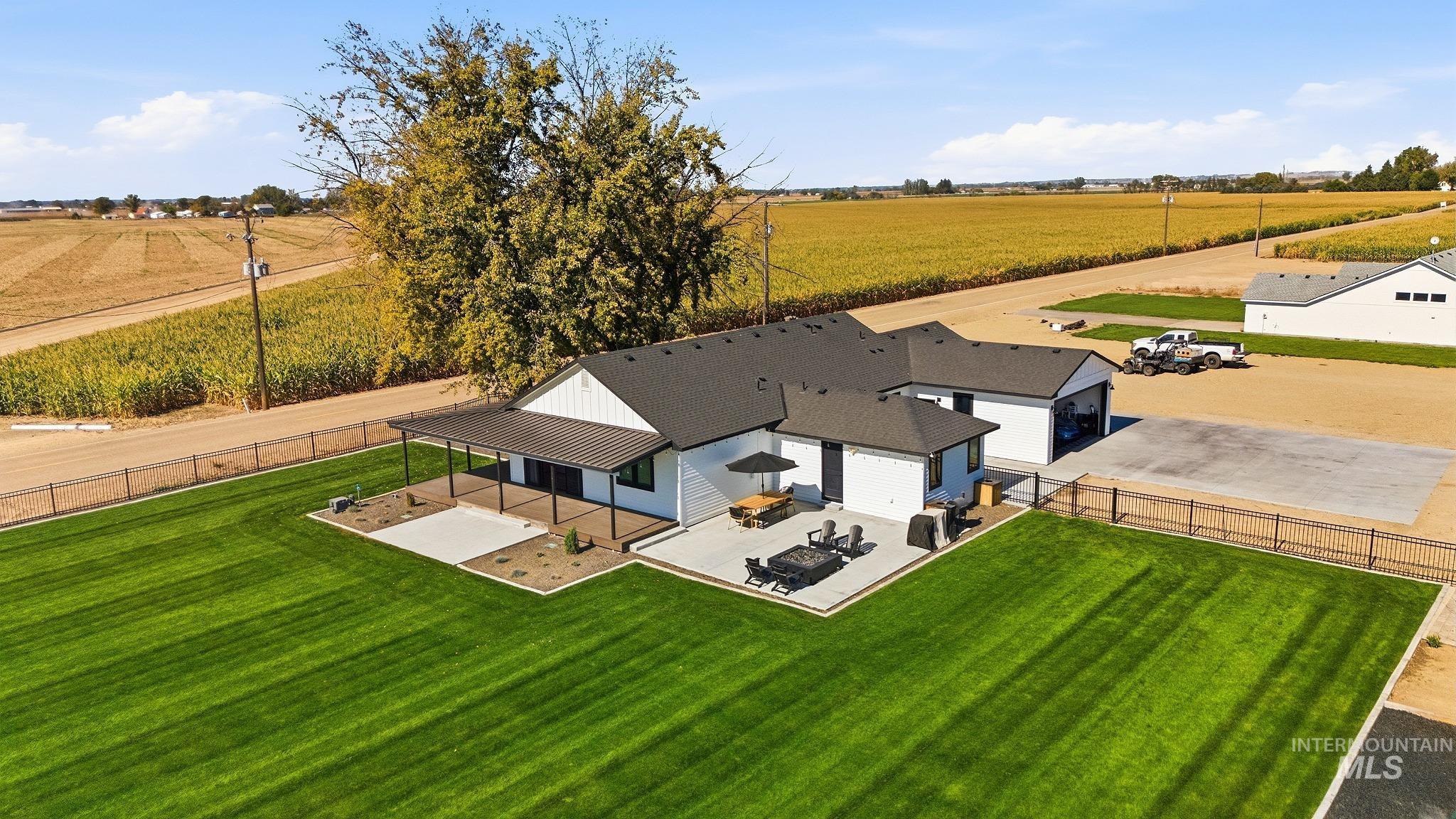 18284 Dean Ln, Nampa, Idaho 83687, 3 Bedrooms, 2 Bathrooms, Residential For Sale, Price $750,000,MLS 99003789