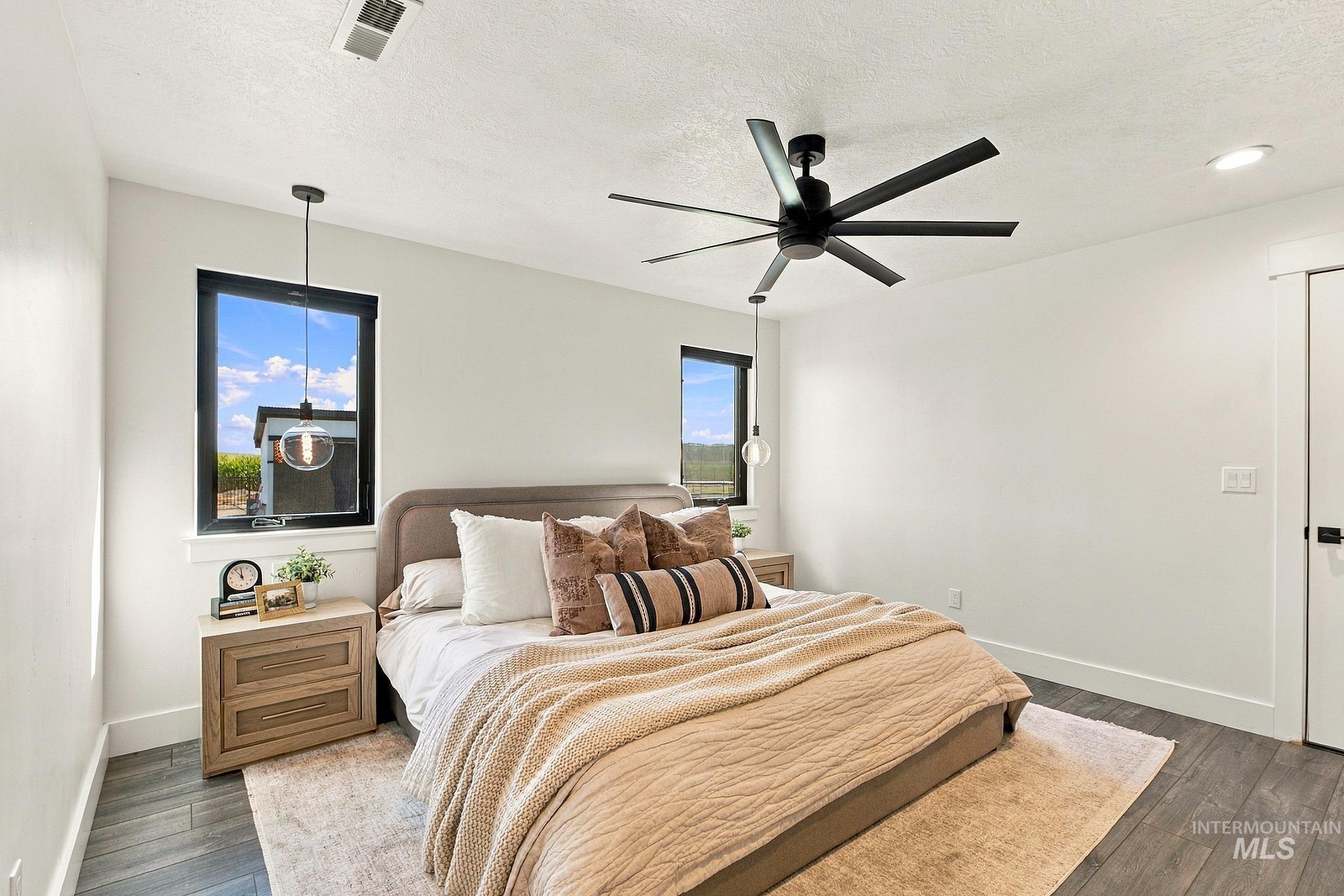 18284 Dean Ln, Nampa, Idaho 83687, 3 Bedrooms, 2 Bathrooms, Residential For Sale, Price $750,000,MLS 99003789
