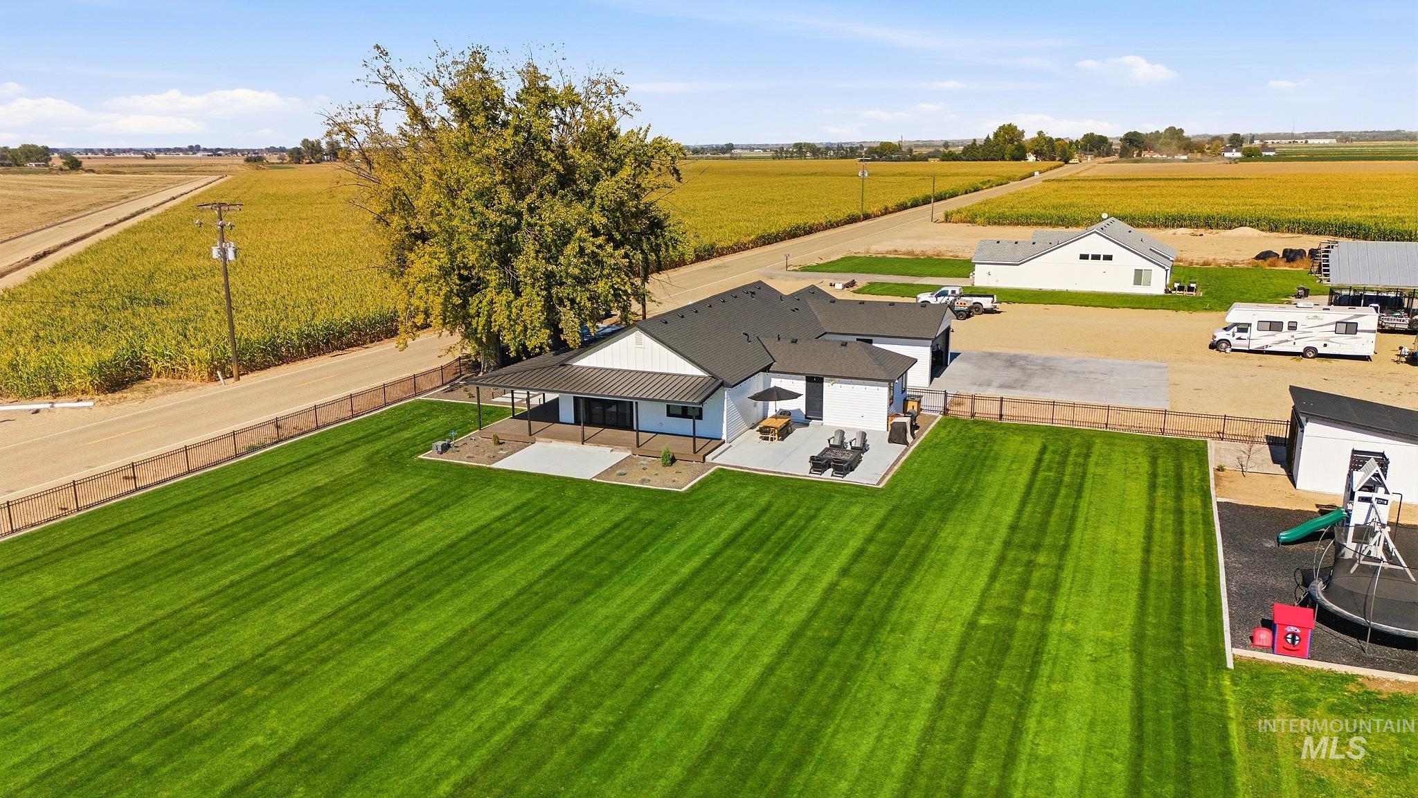 18284 Dean Ln, Nampa, Idaho 83687, 3 Bedrooms, 2 Bathrooms, Residential For Sale, Price $750,000,MLS 99003789