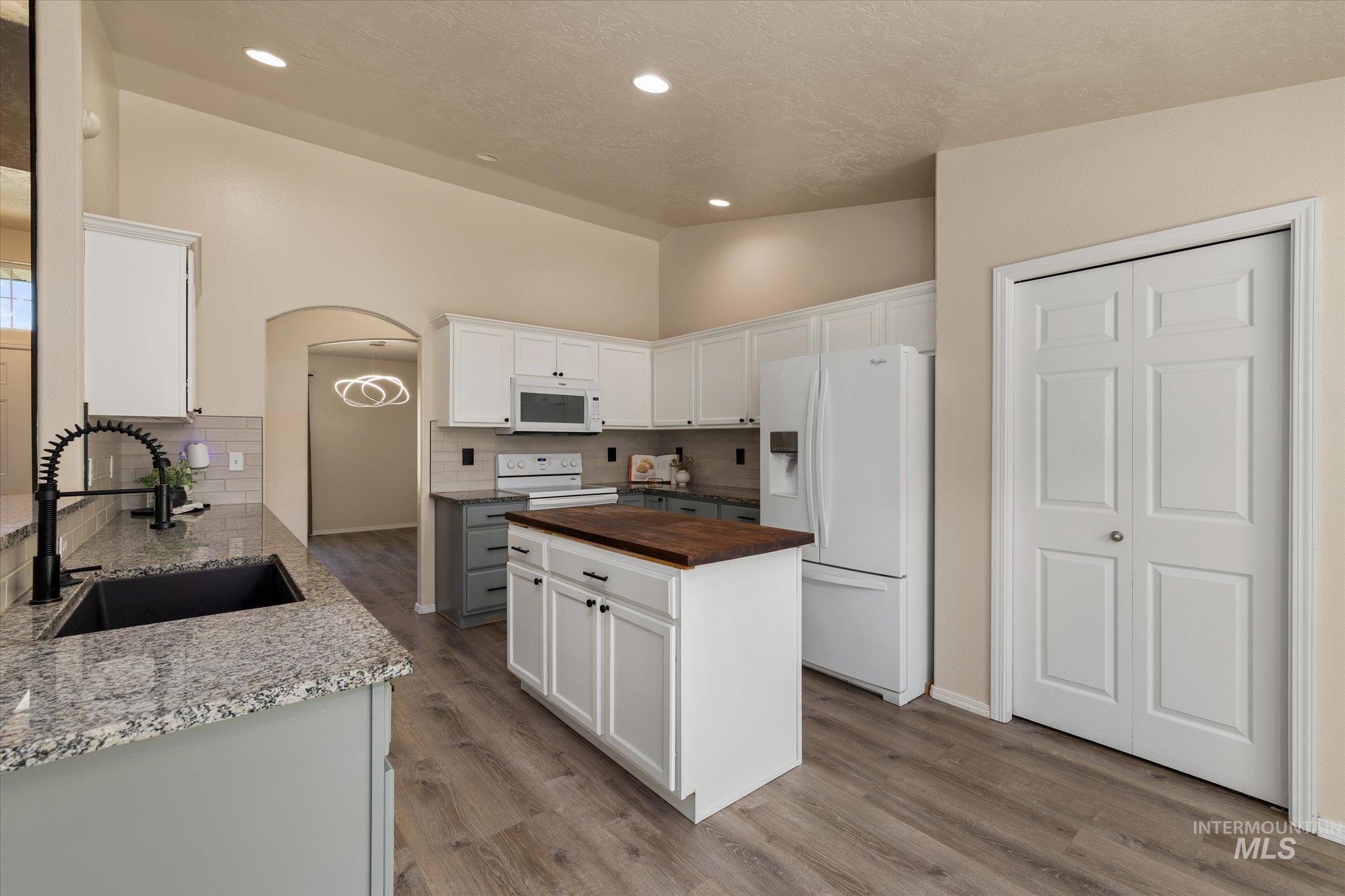 4986 S Tinker Ave, Boise, Idaho 83709, 4 Bedrooms, 3 Bathrooms, Residential For Sale, Price $509,900,MLS 99003790