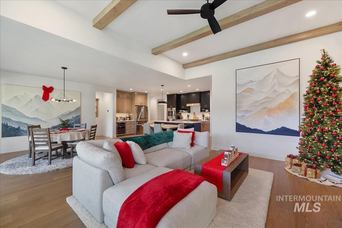 10677 W Lothbury Dr, Star, Idaho 83669, 3 Bedrooms, 2.5 Bathrooms, Residential For Sale, Price $925,000, 99003792