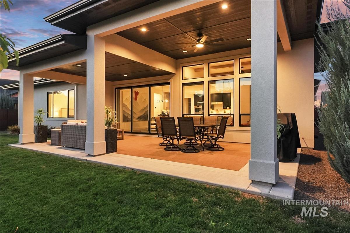 10677 W Lothbury Dr, Star, Idaho 83669, 3 Bedrooms, 2.5 Bathrooms, Residential For Sale, Price $925,000, 99003792