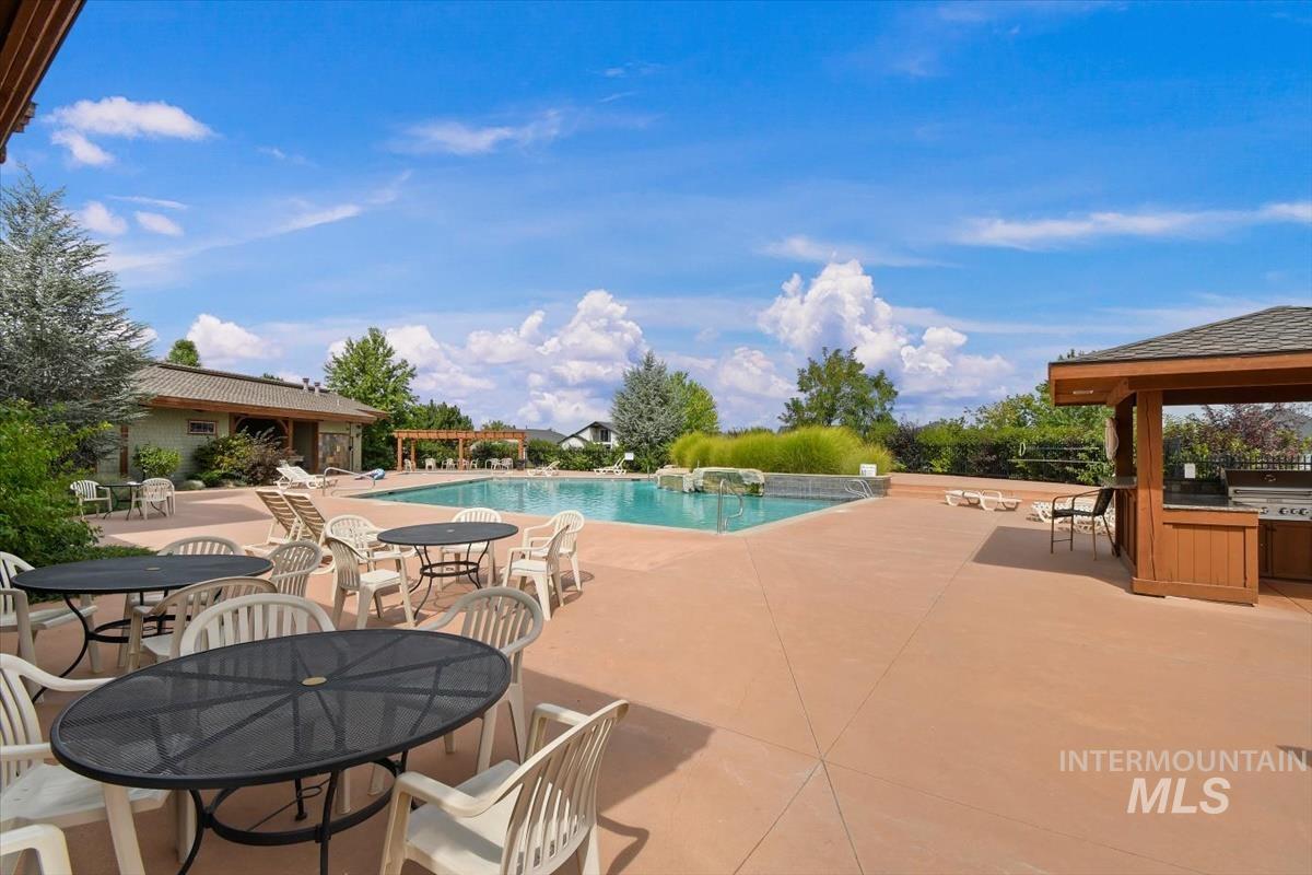 10677 W Lothbury Dr, Star, Idaho 83669, 3 Bedrooms, 2.5 Bathrooms, Residential For Sale, Price $925,000, 99003792