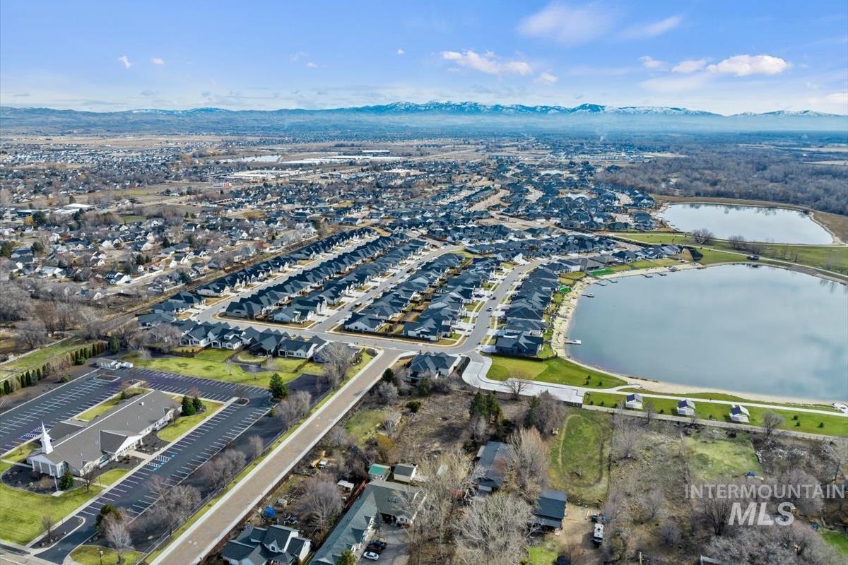 10677 W Lothbury Dr, Star, Idaho 83669, 3 Bedrooms, 2.5 Bathrooms, Residential For Sale, Price $925,000, 99003792