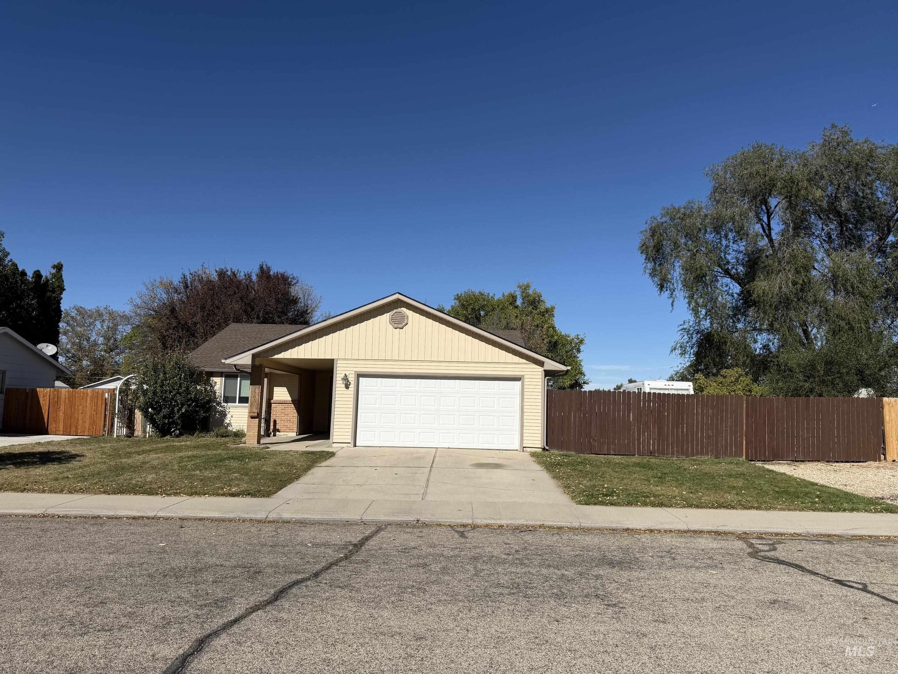 12034 W Alfred St, Boise, Idaho 83713, 3 Bedrooms, 2 Bathrooms, Residential For Sale, Price $410,000, 99003794