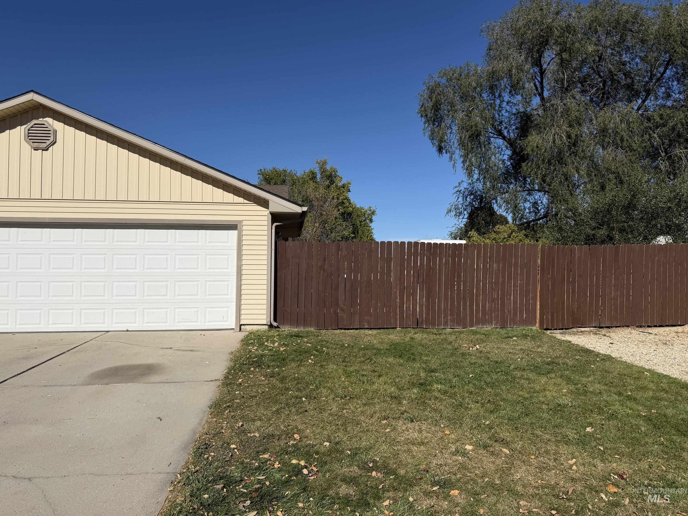 12034 W Alfred St, Boise, Idaho 83713, 3 Bedrooms, 2 Bathrooms, Residential For Sale, Price $410,000, 99003794