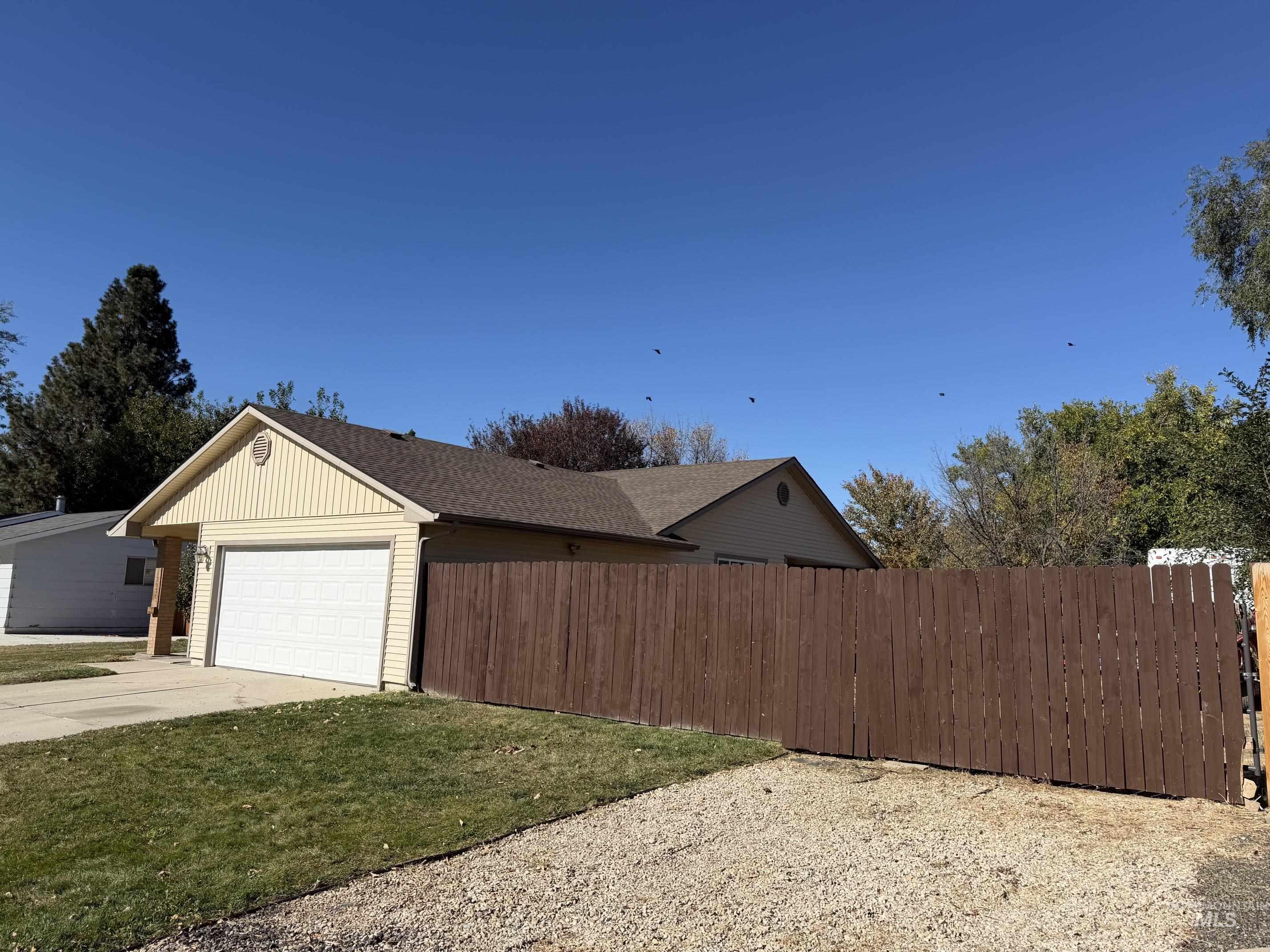 12034 W Alfred St, Boise, Idaho 83713, 3 Bedrooms, 2 Bathrooms, Residential For Sale, Price $410,000, 99003794